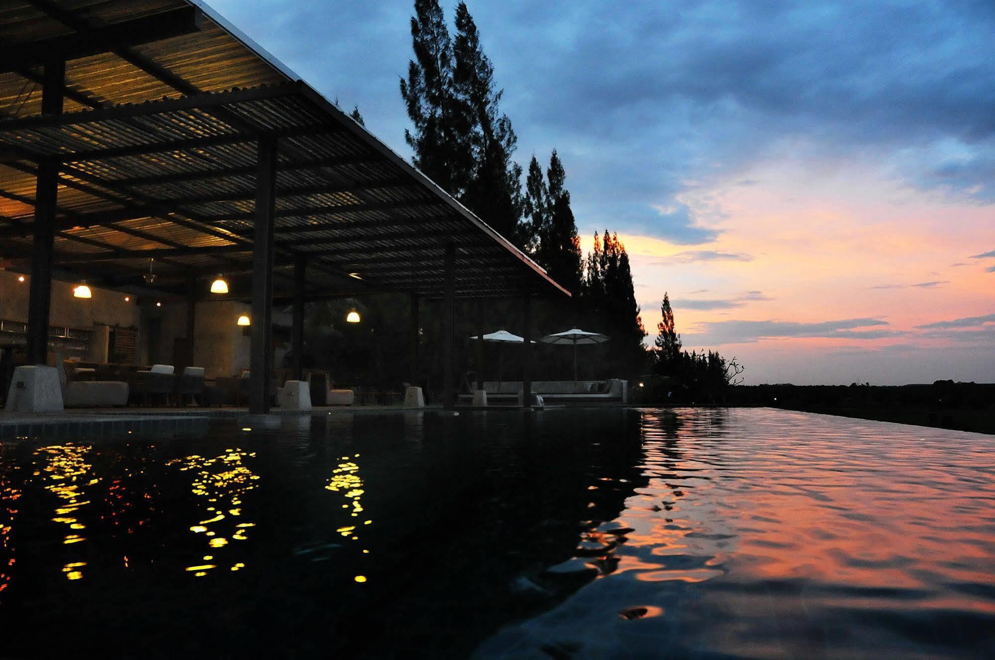 Resort The At Polo Escape Sattahip