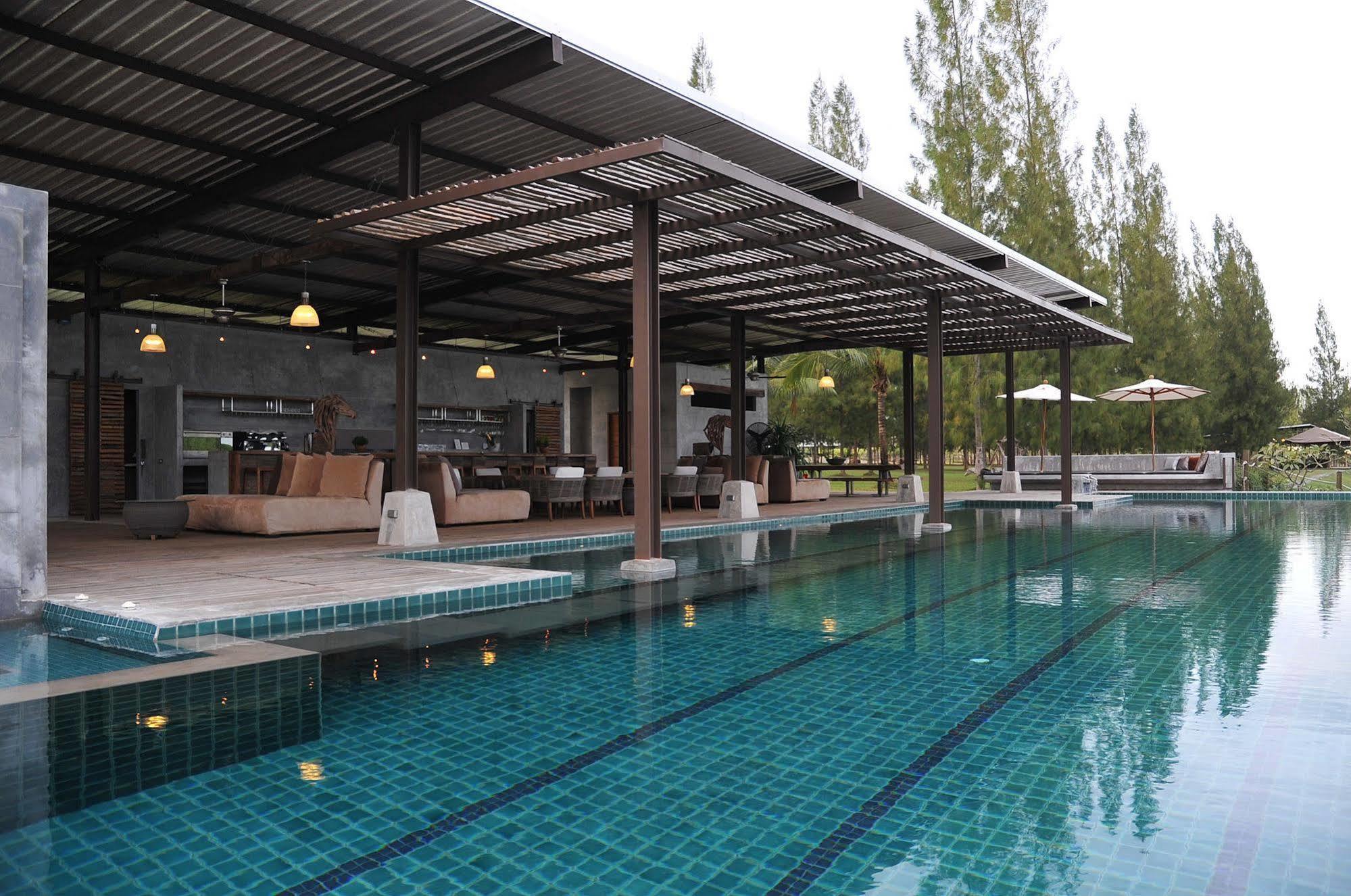 The At Polo Escape Sattahip