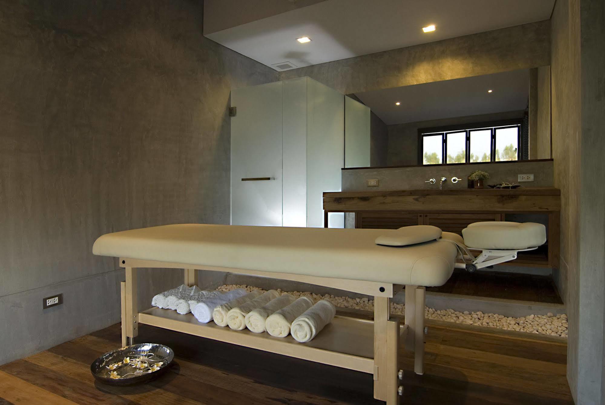 Resort The At Polo Escape 4*