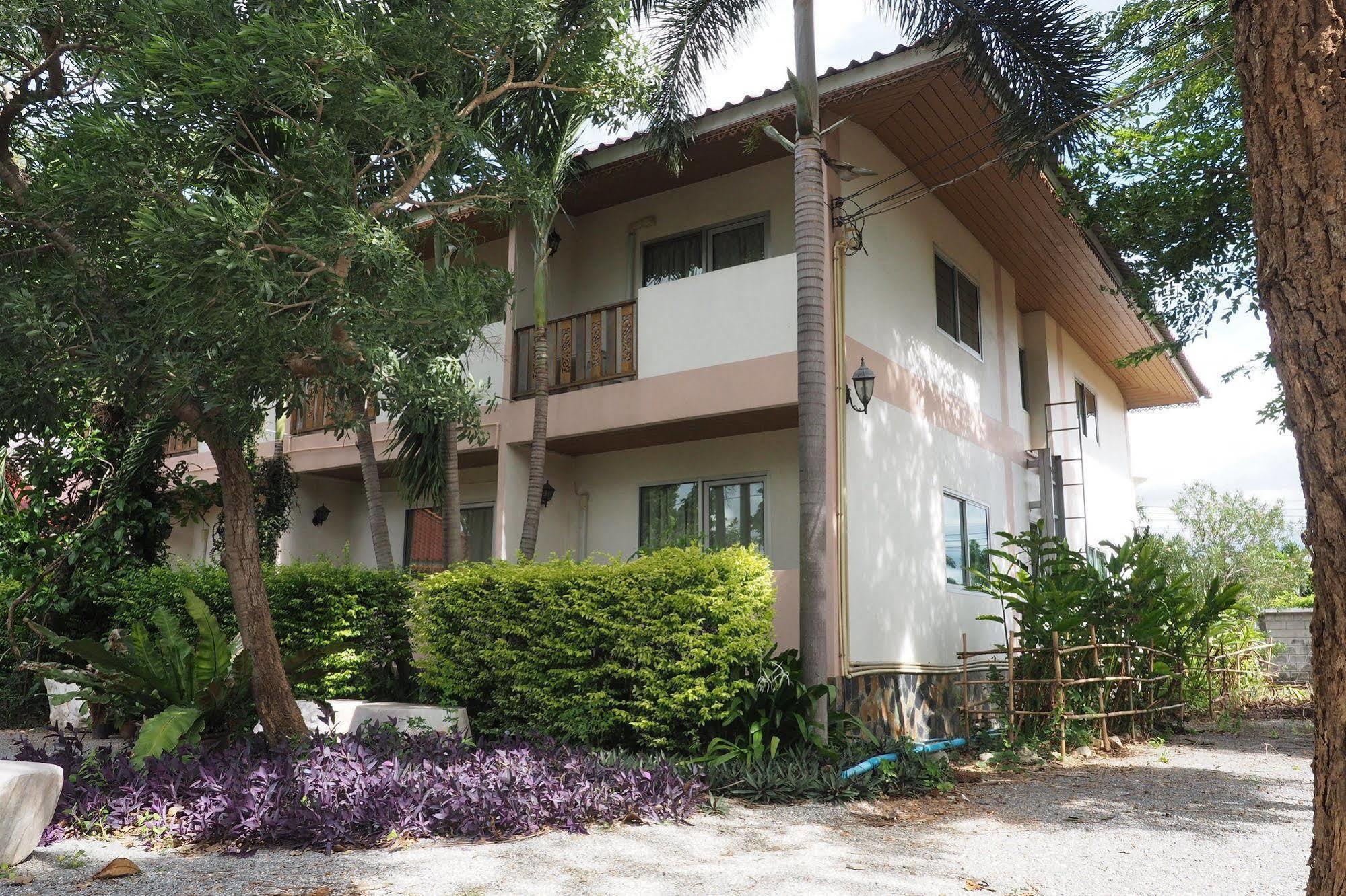 Hotel Phutawan Kanchanaburi