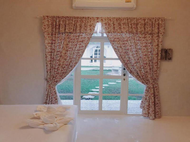 La Flora Hotel 3*