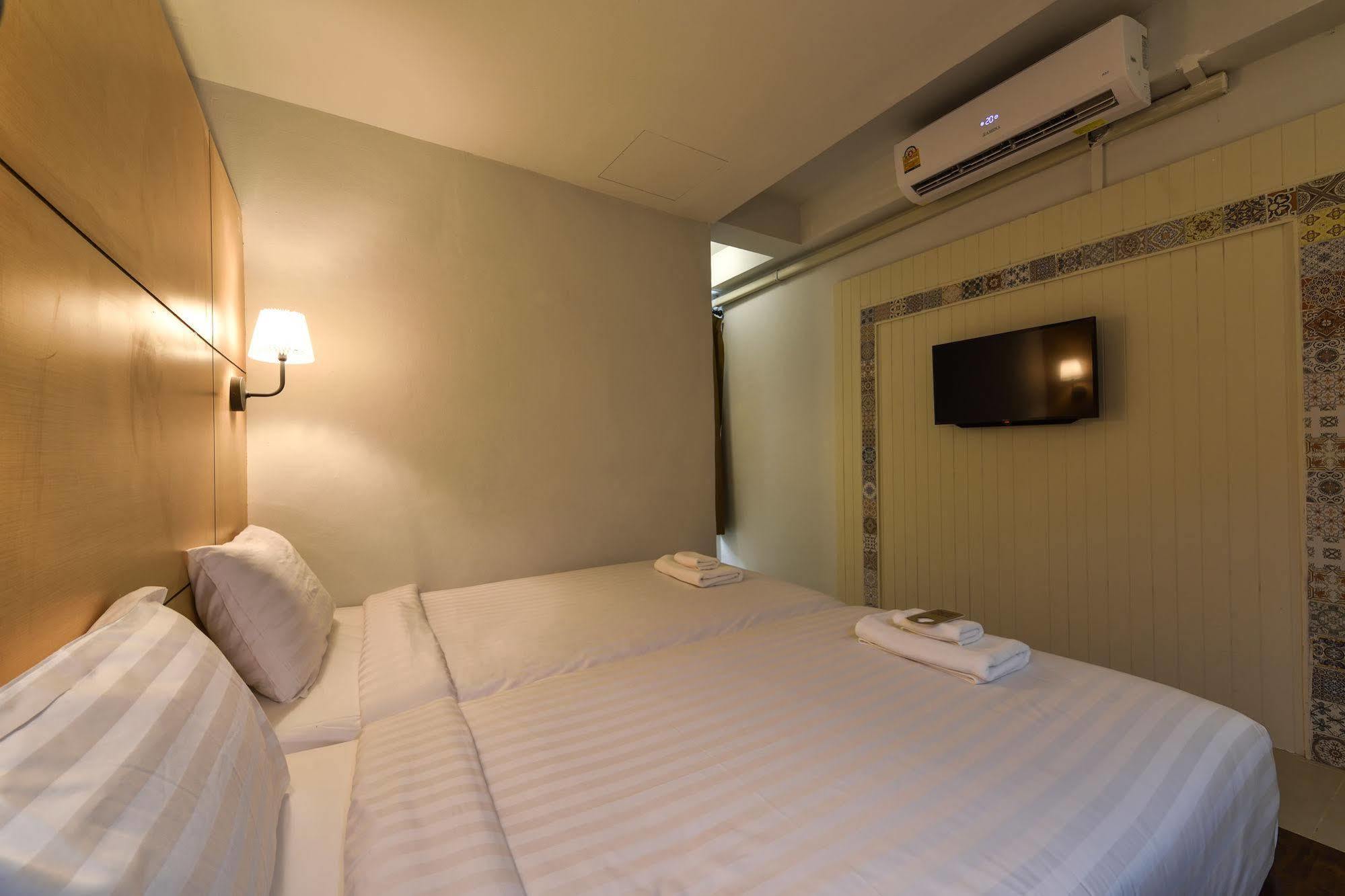 October Hotel