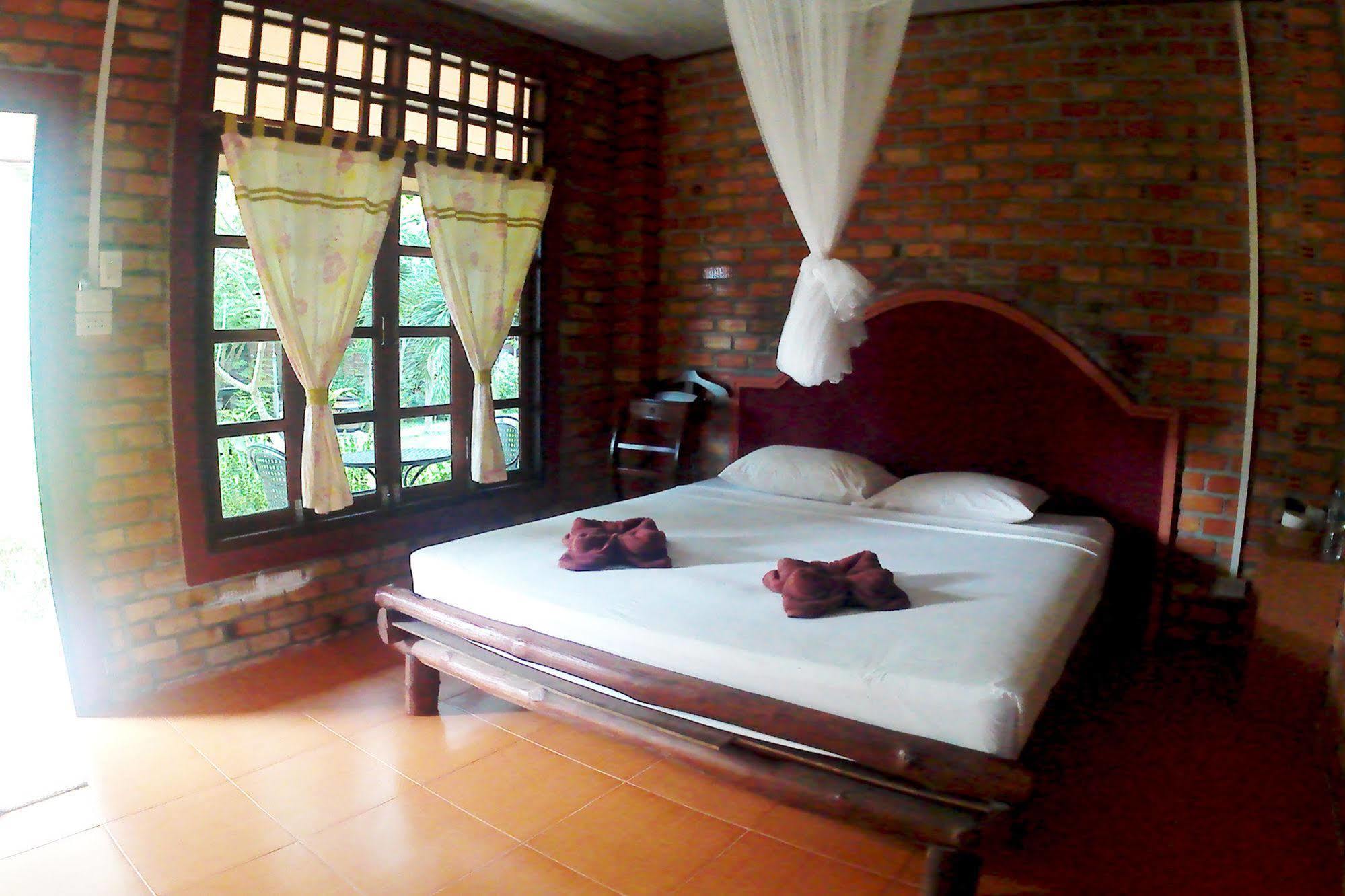 Hotel Nice & Easy House