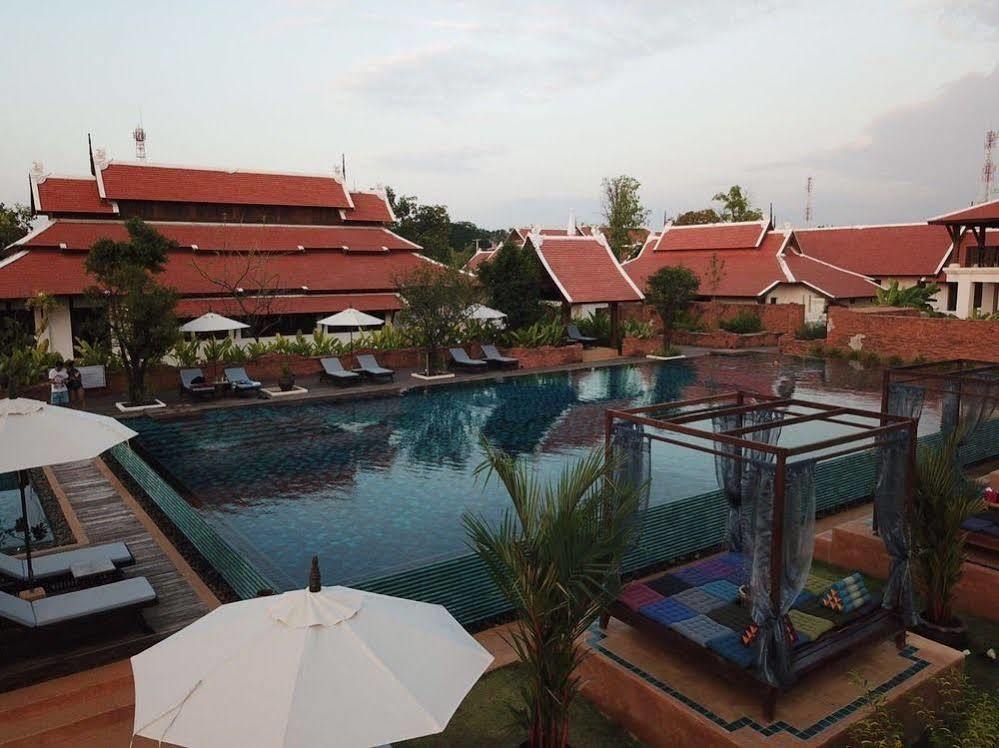 Sriwilai Hotel 4*