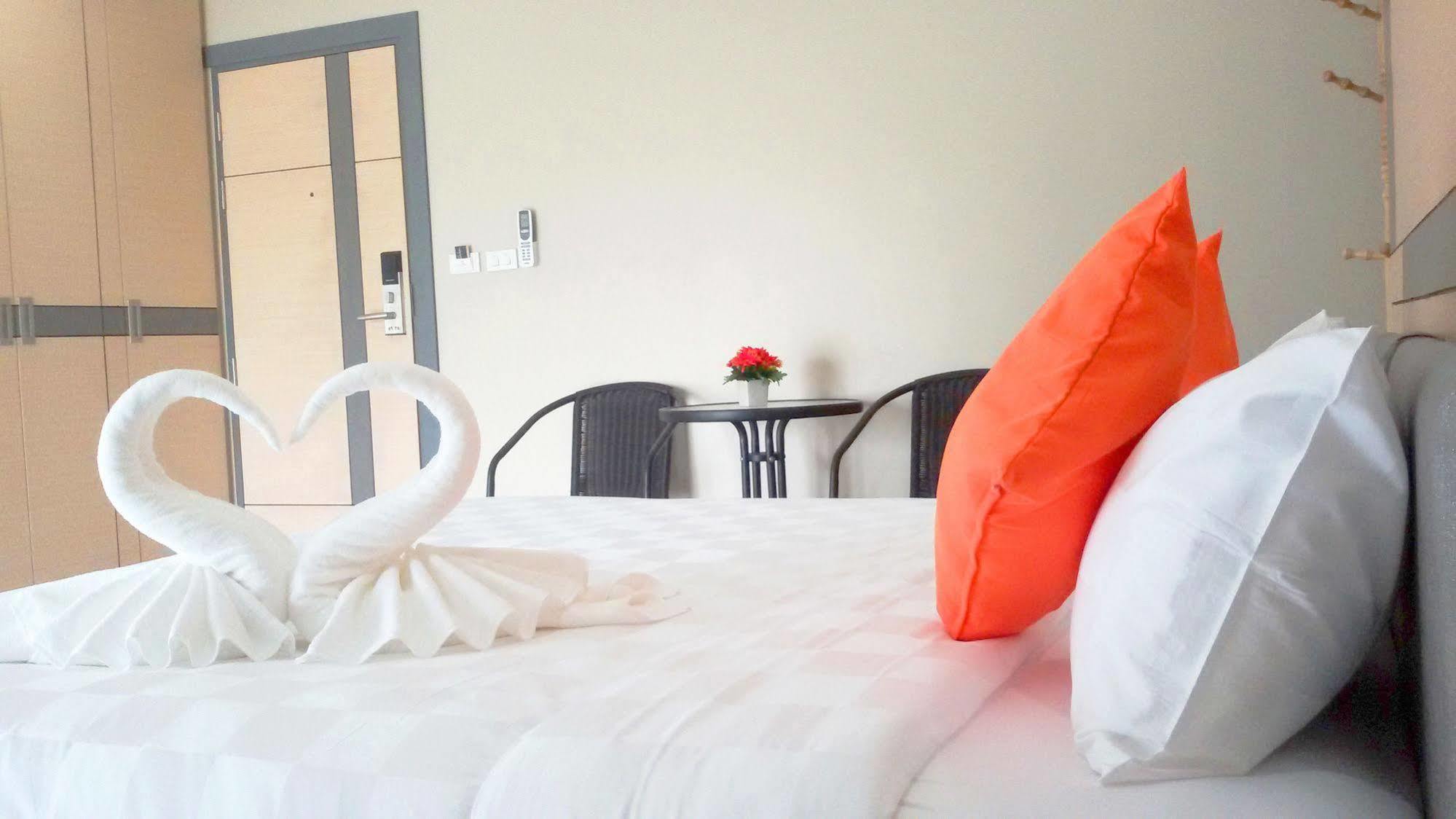 Hotel The Smart Yai 3*