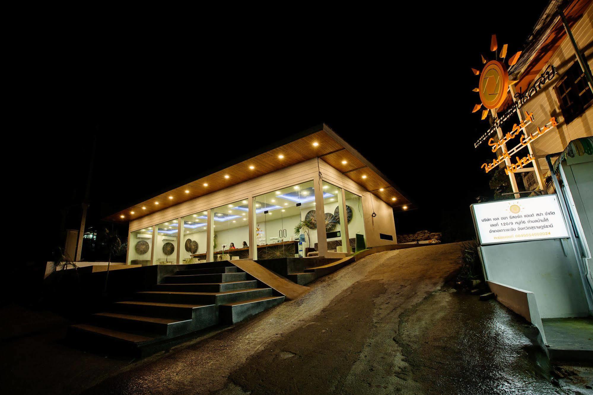 Resort Sunset Beach Club & Spa