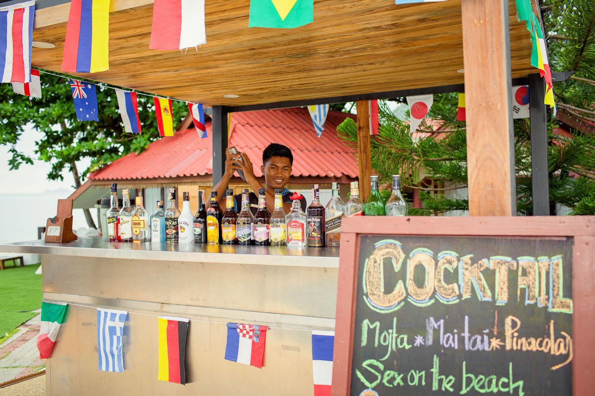 Sunset Beach Club & Spa Resort 4*