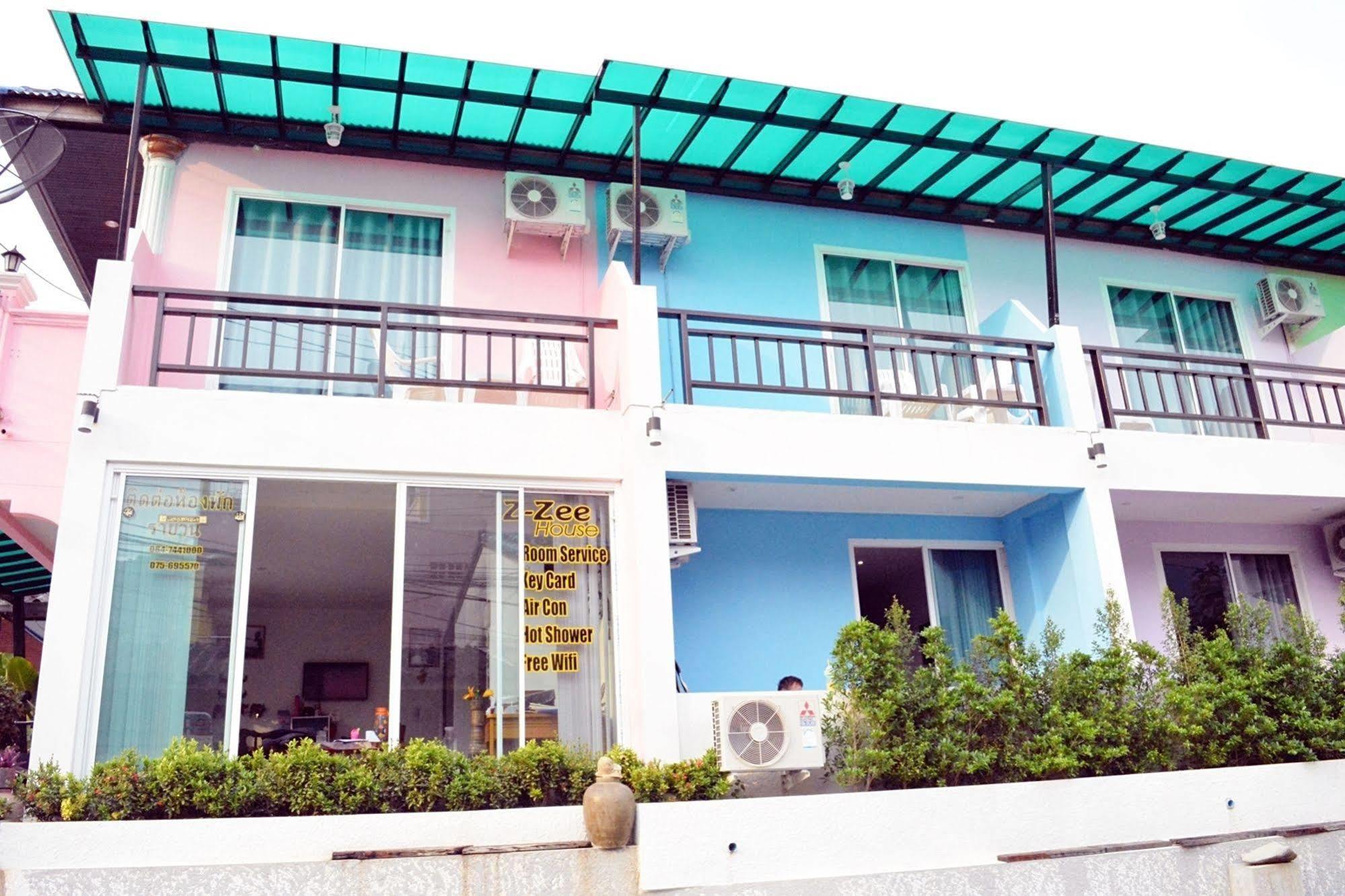 Zzeehouse Guest house 2*