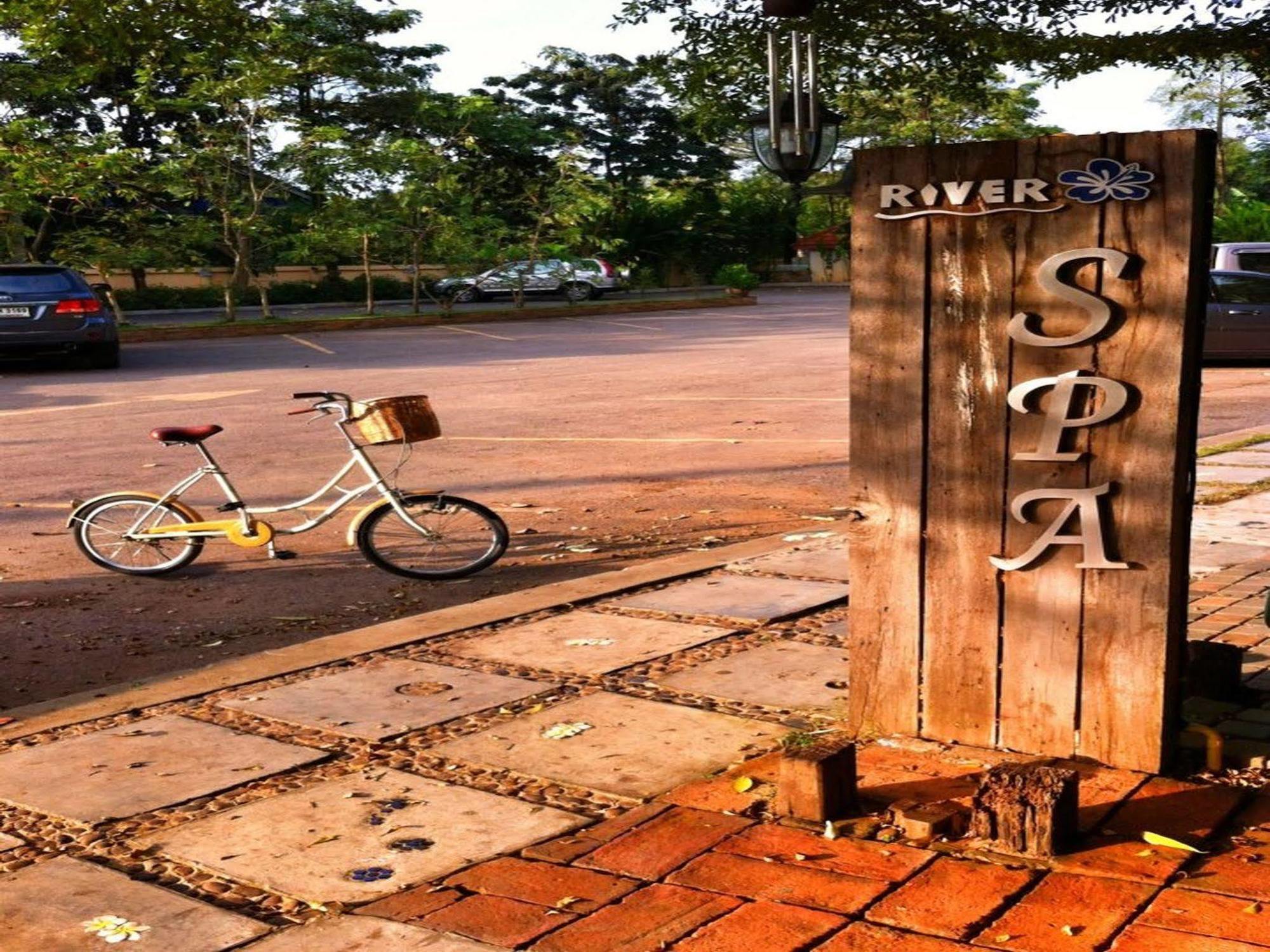 Resort River & Sa Kaeo