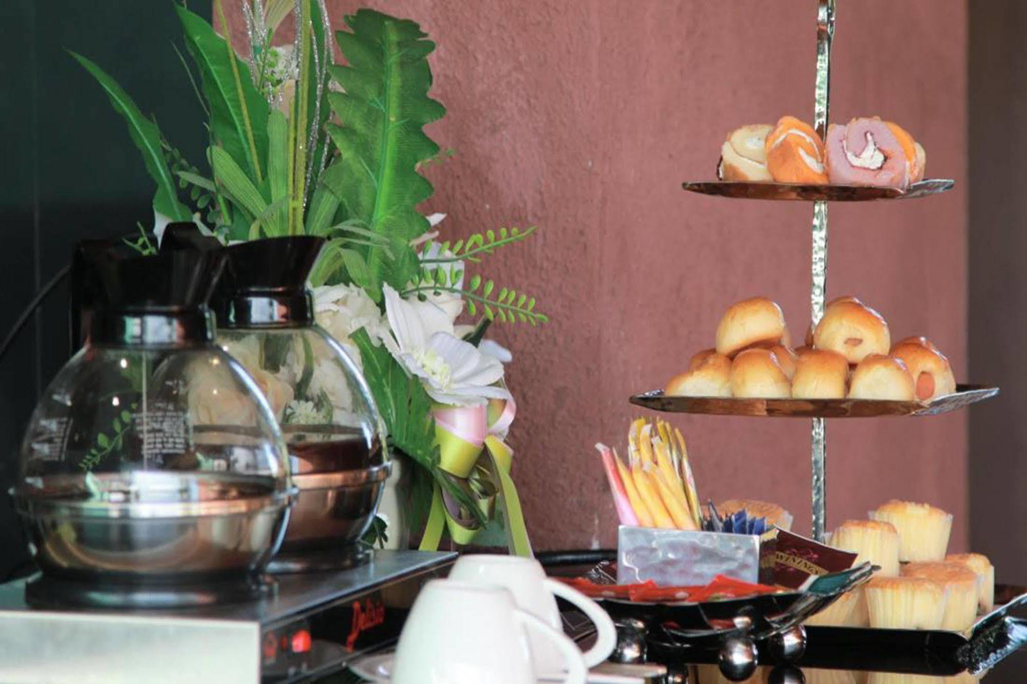 Hotel The Glory River Kwai 4*