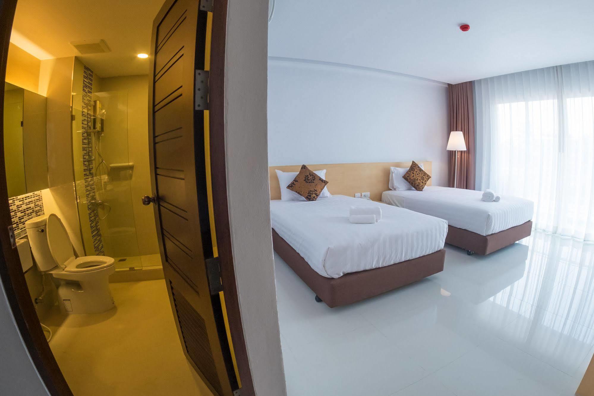Hotel Chaisaeng Sing Buri
