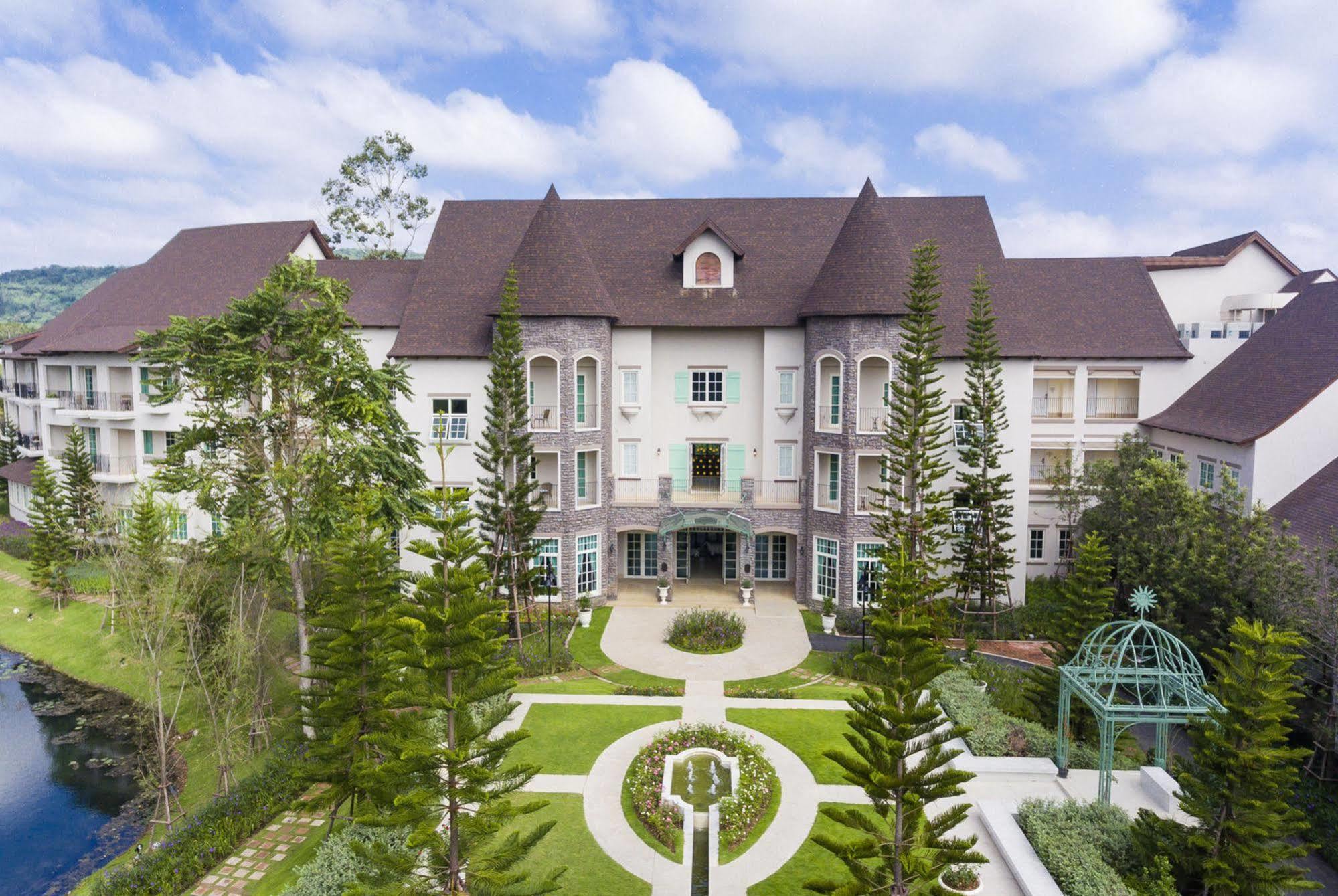 U Khao Yai