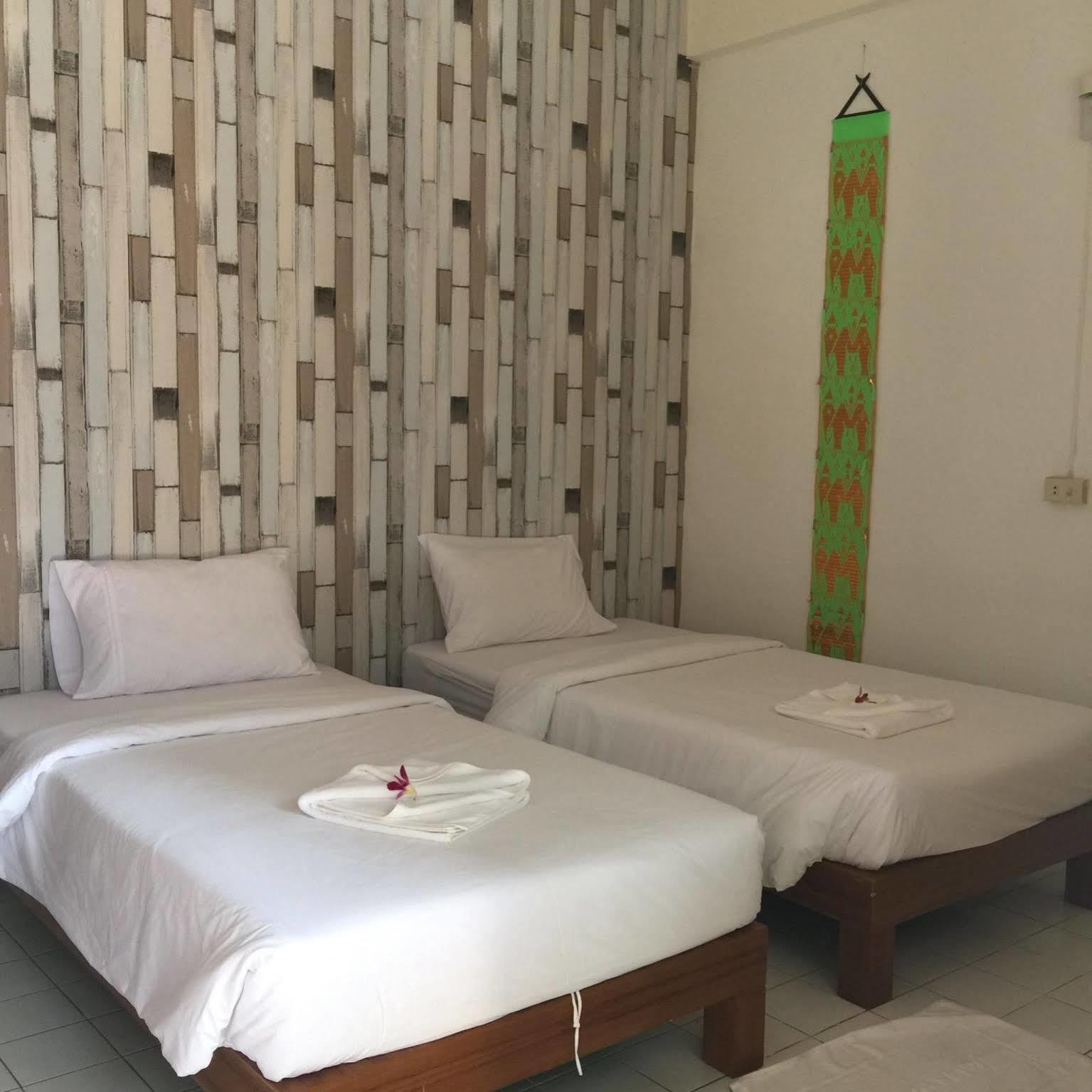 Baan Thai By Bgb Villas 2*