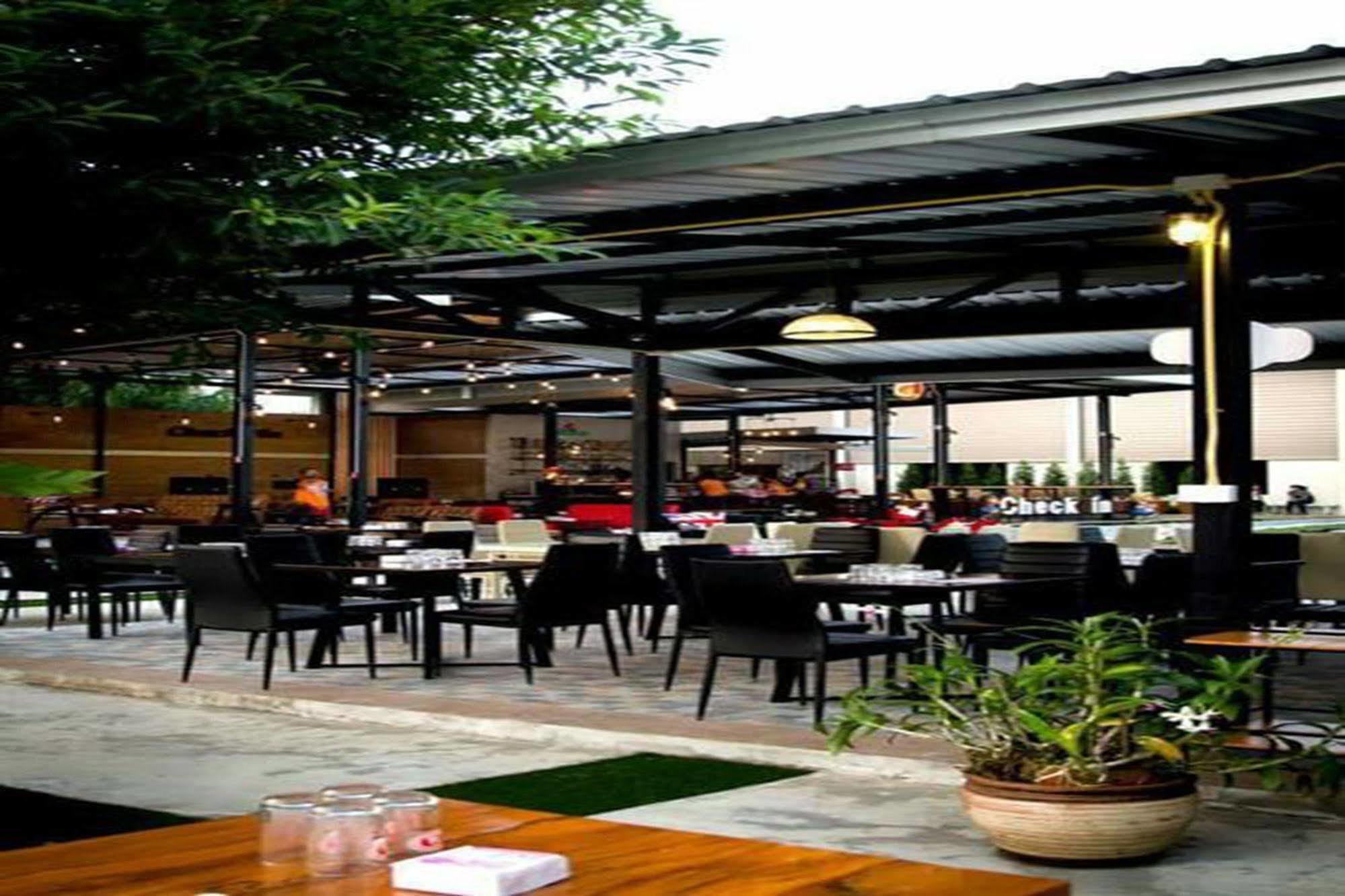 Hotel The Win Bang Saphan