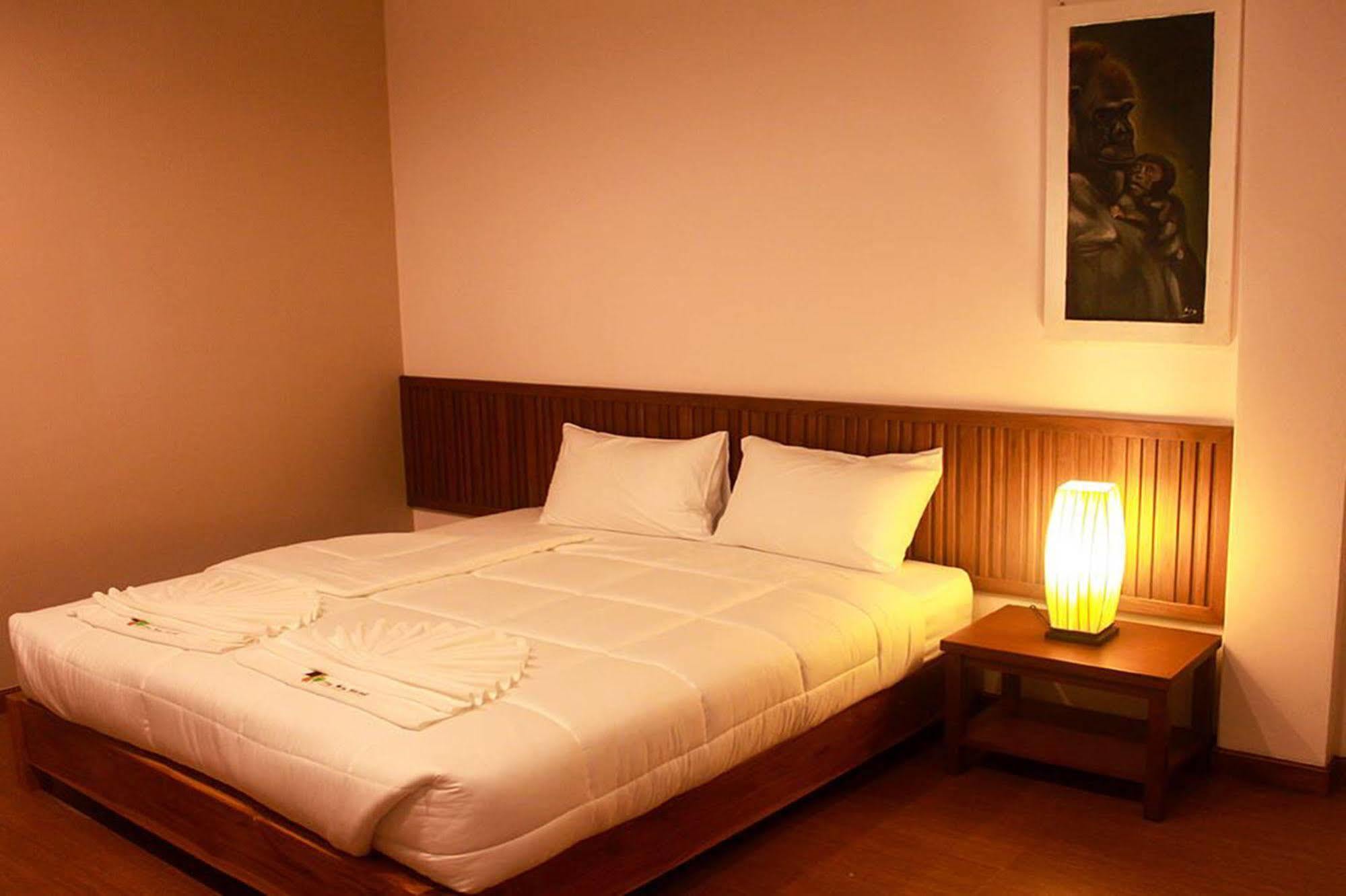 Hotel The Win