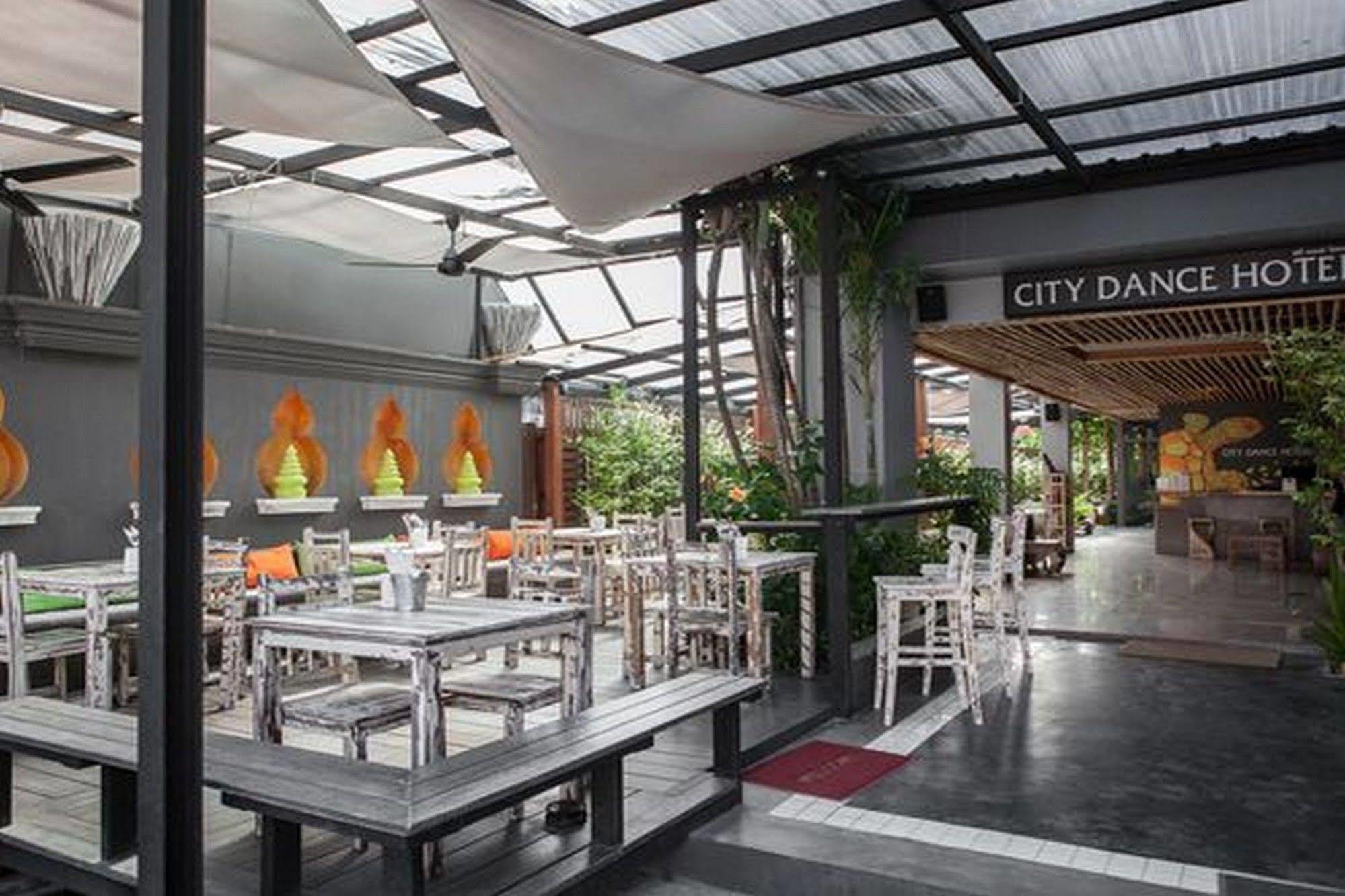 City Dance Hotel