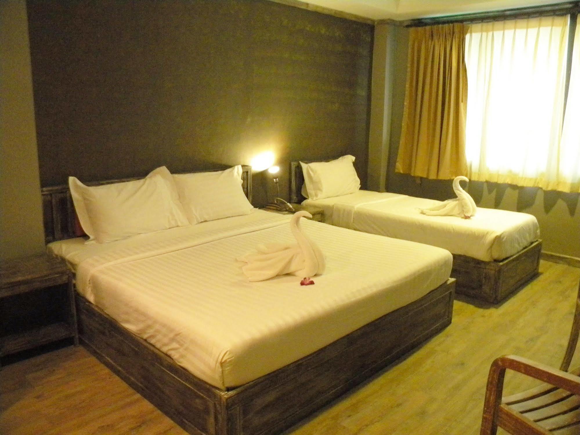 City Dance Hotel 2*