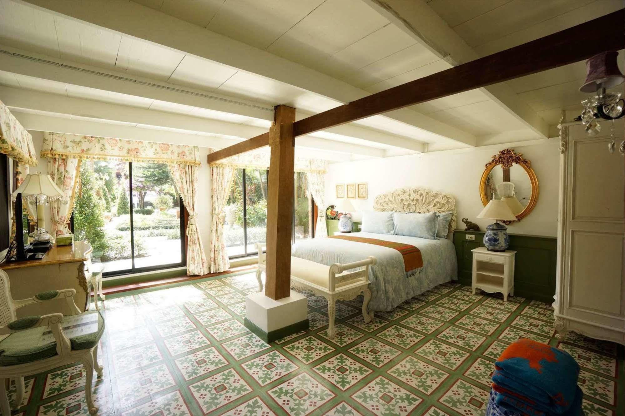 Baan Sang Pathum Hotel