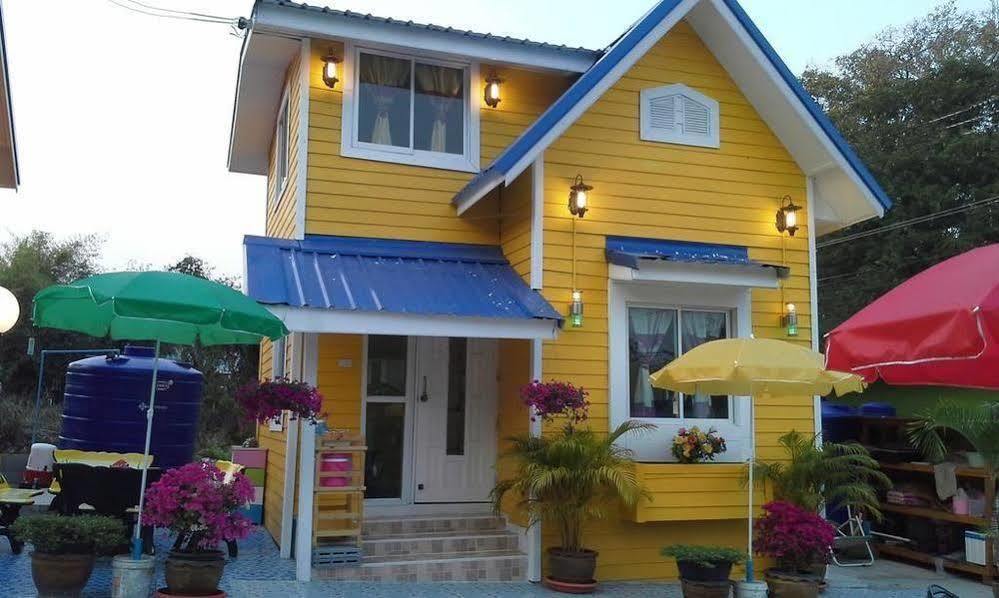 Buachompoo Hotel 2*