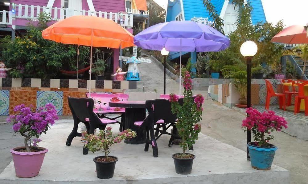 Buachompoo Hotel Ko Si Chang