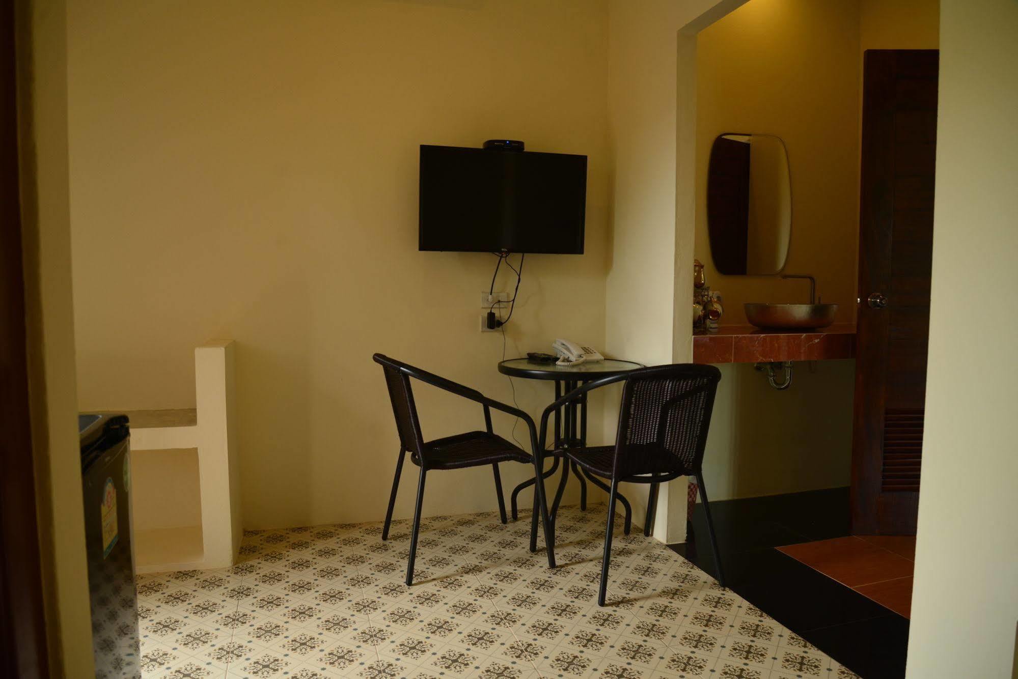 Sucholtee Resort Surat Thani