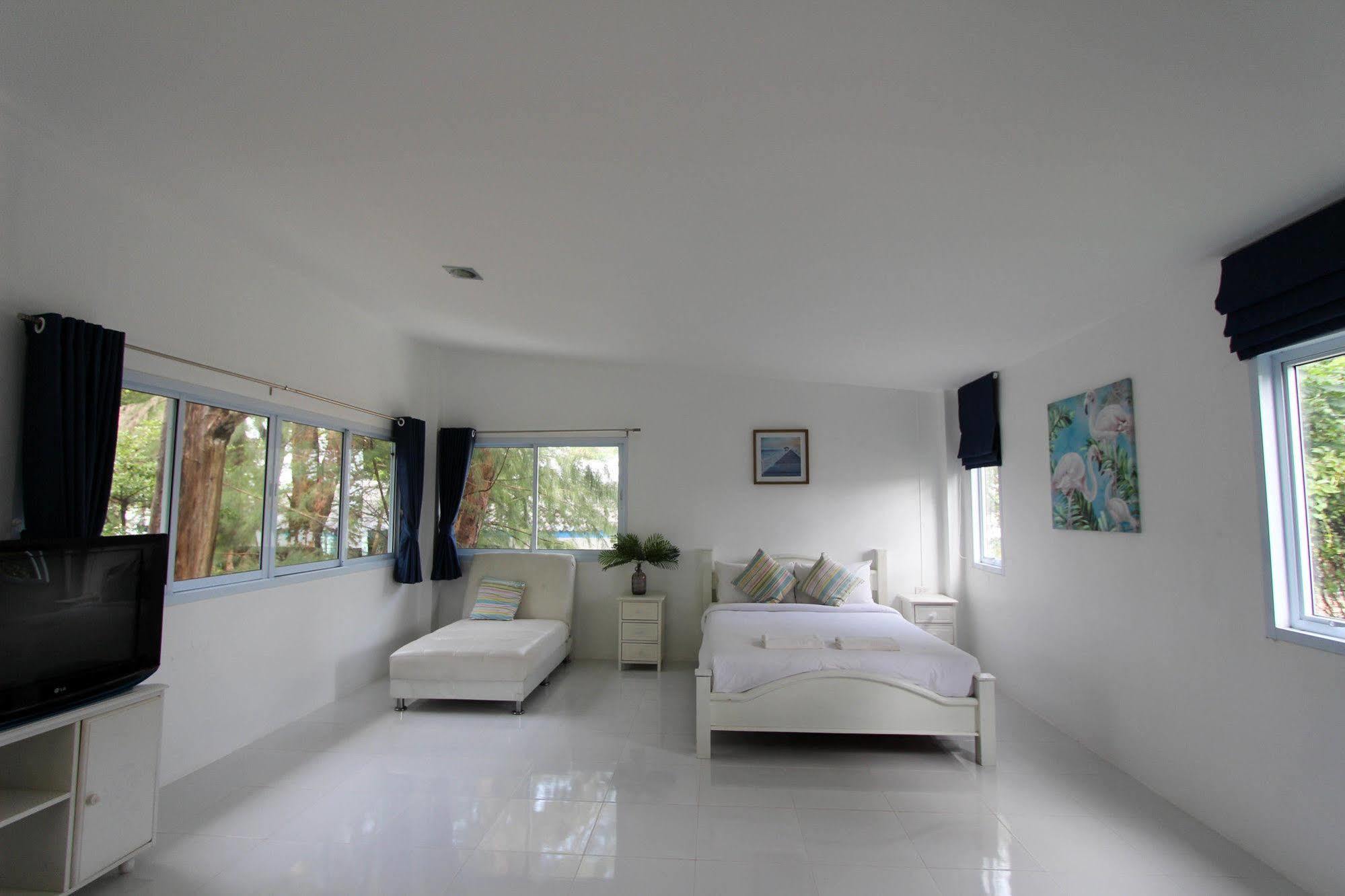 Resort Issara