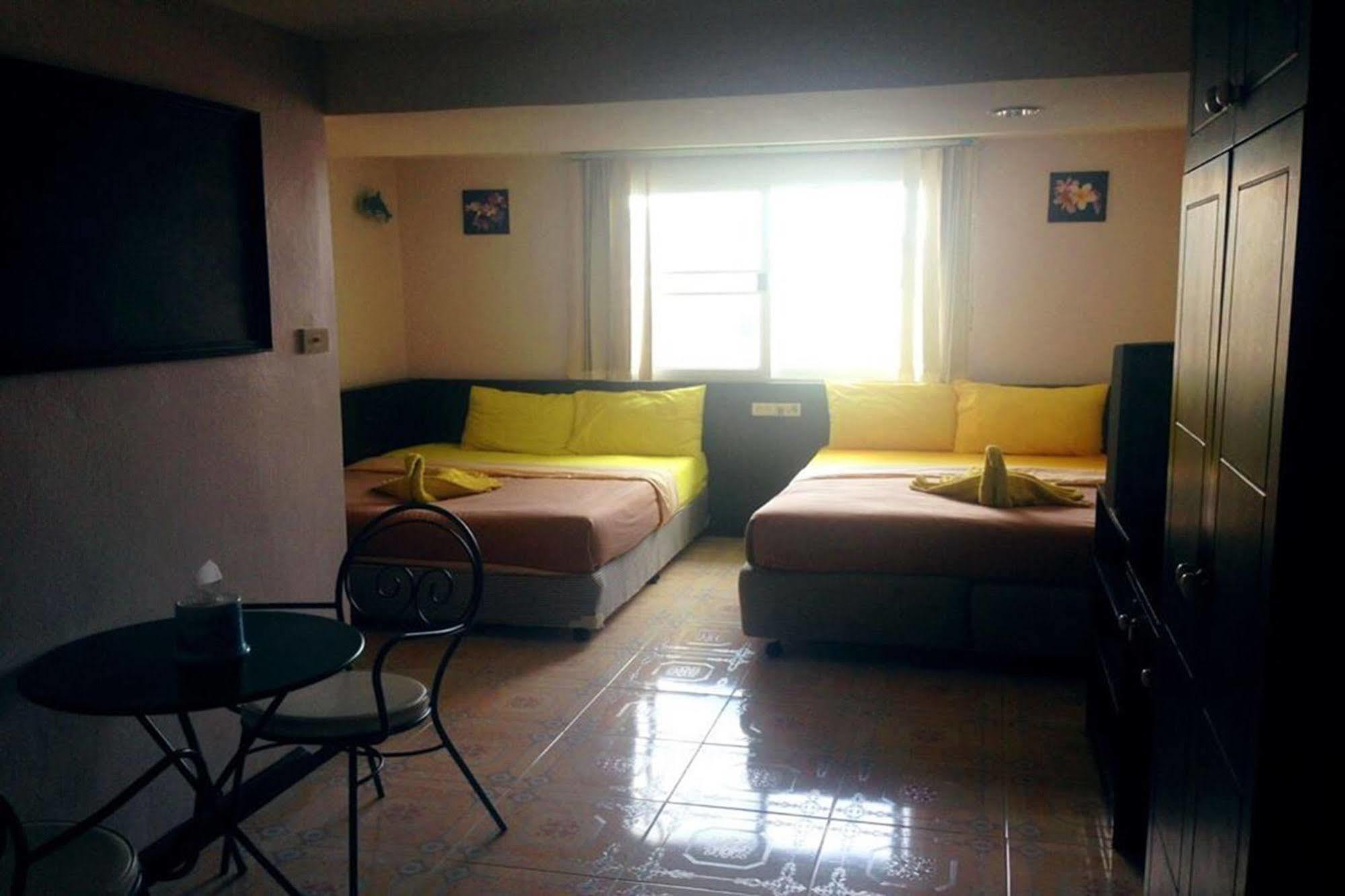 Hotel Aaron Cha-Am