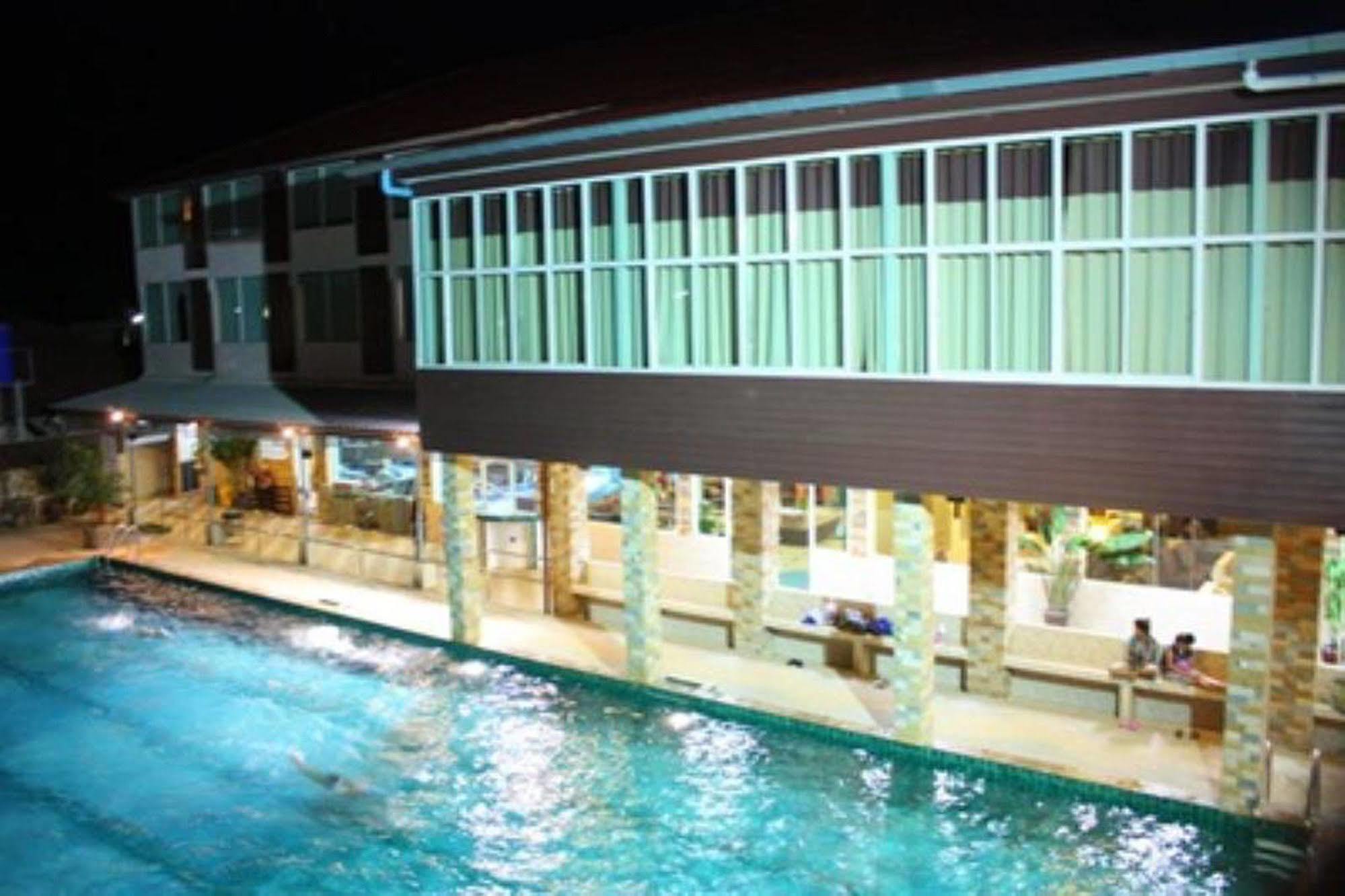 Sky Park Hatyai 3*