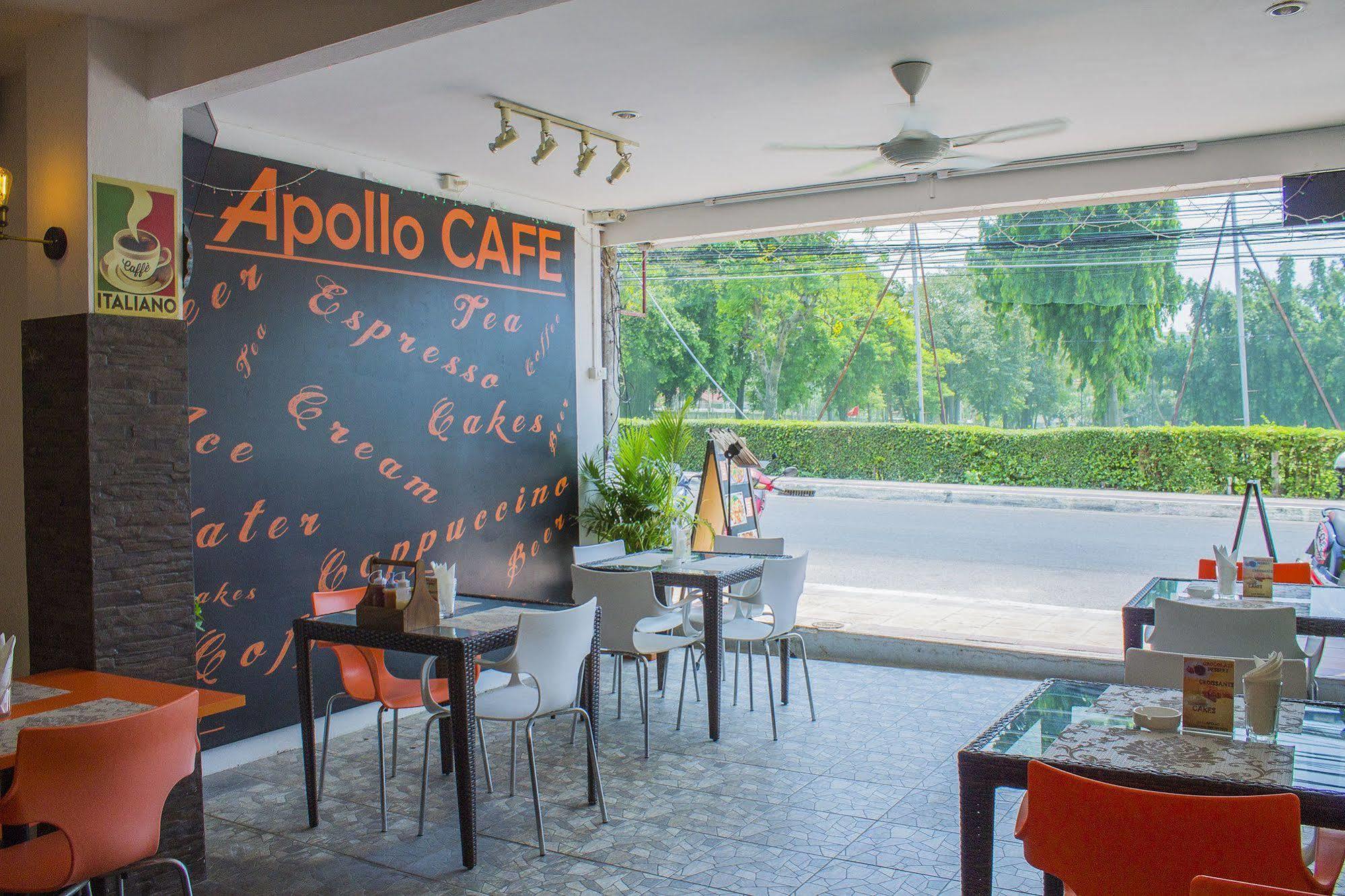 Apollo Aparthotel 2*