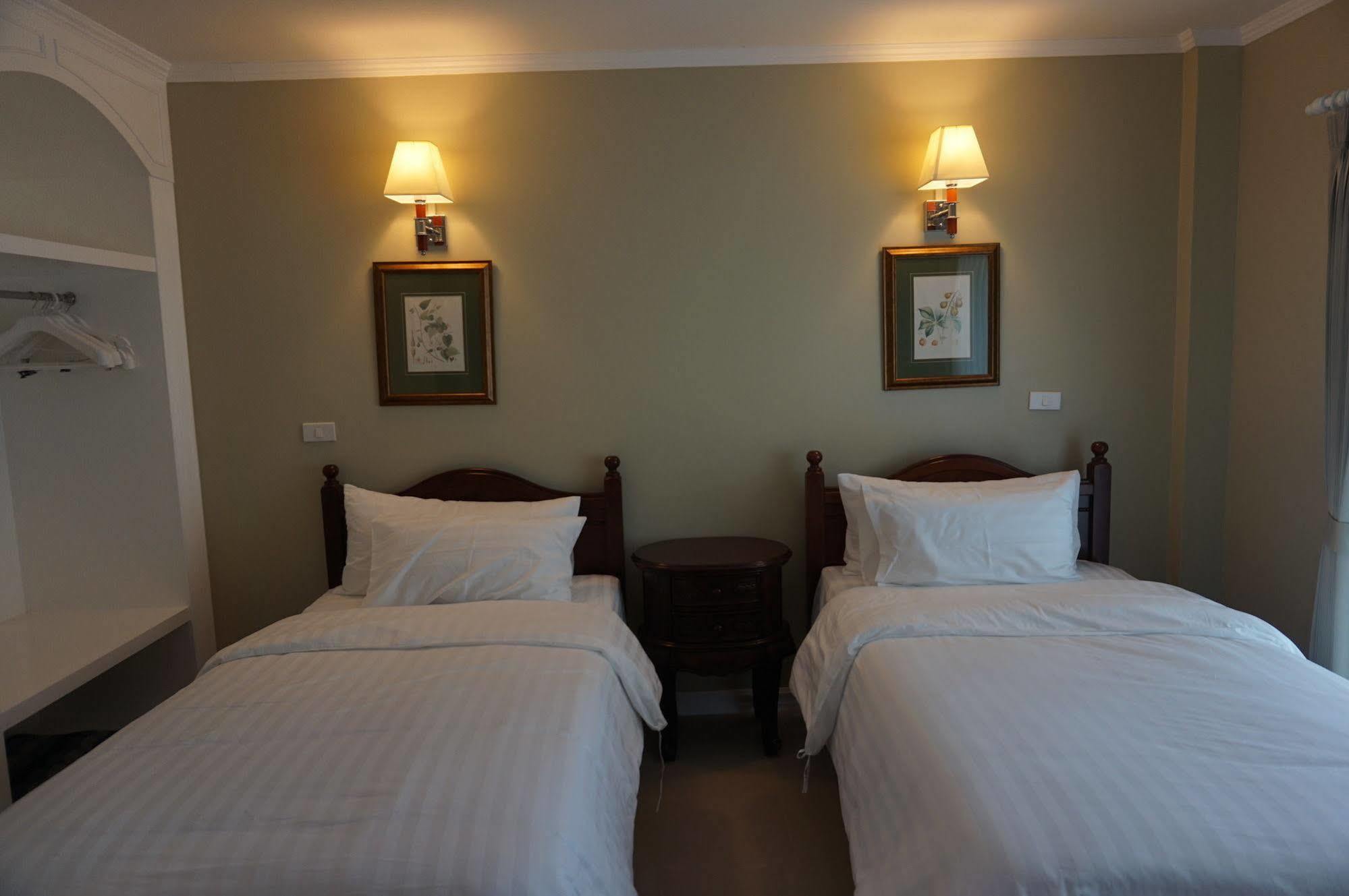 La Place Bed & Breakfast 3*