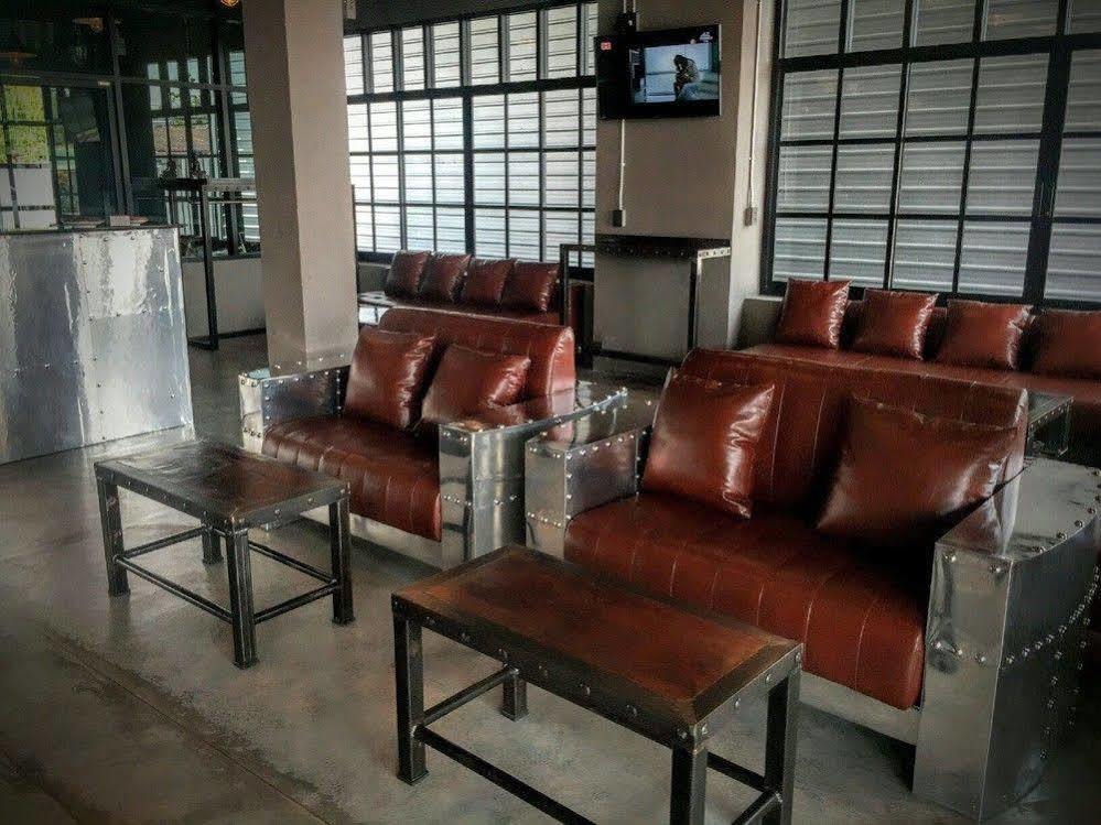 Rider Bedroom & Cafe Pran Buri