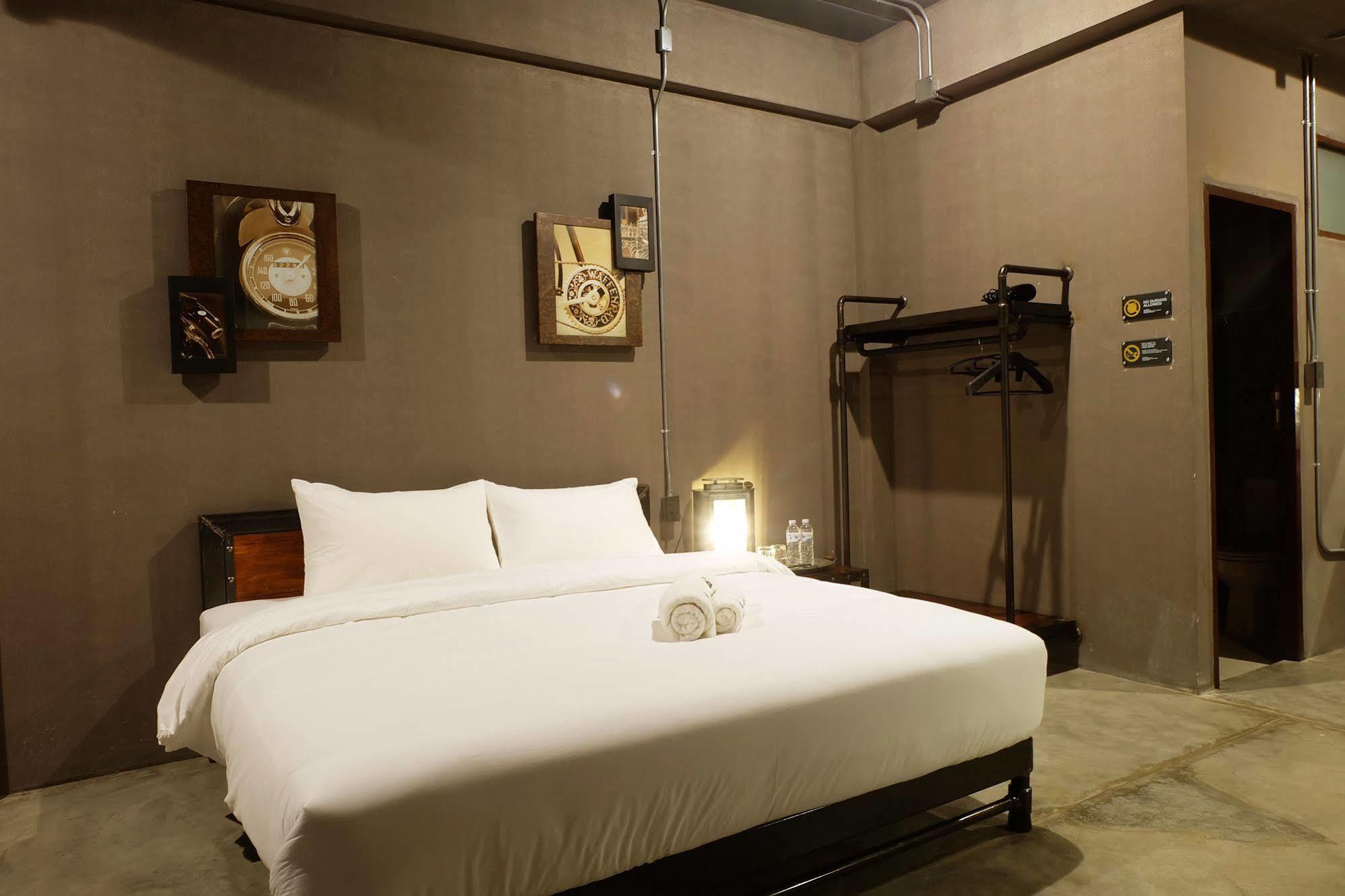 Rider Bedroom & Cafe *