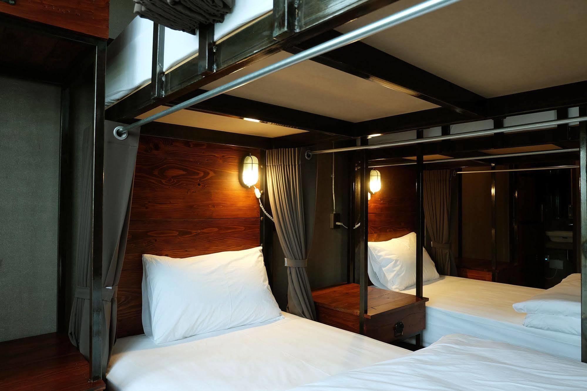 Rider Bedroom & Cafe * Pran Buri