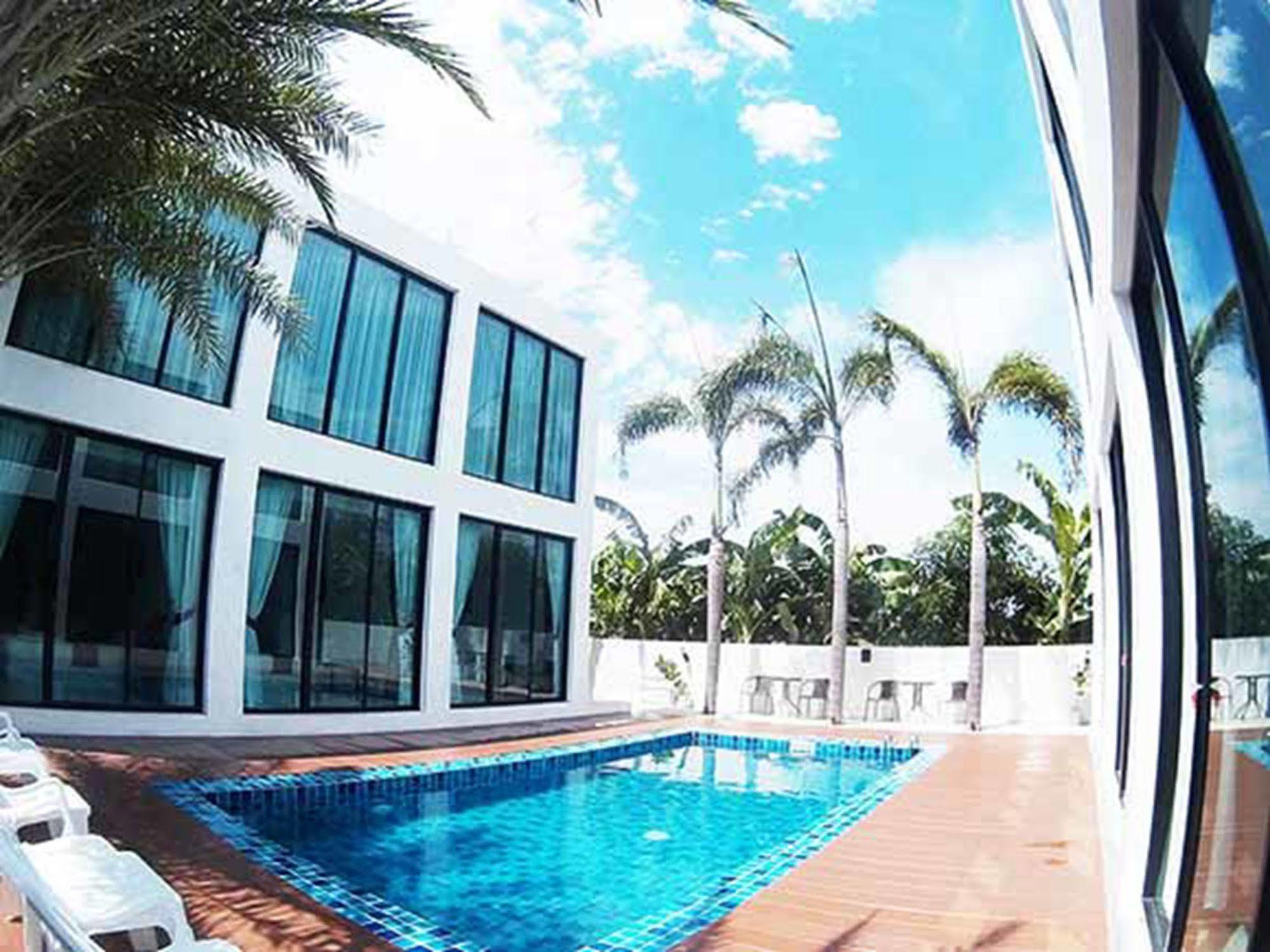 Hotel Baan Klai Ruen Keang 3*