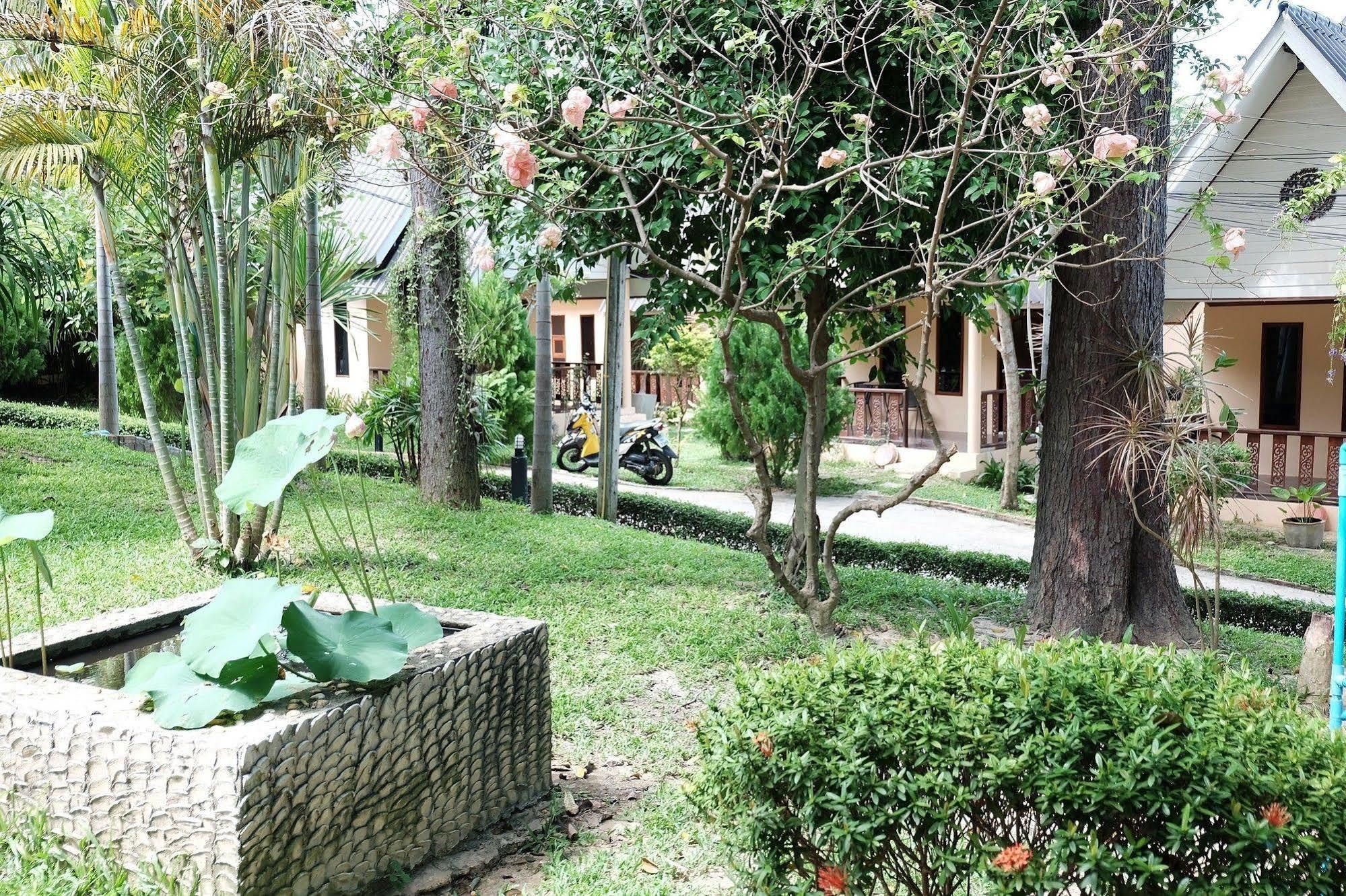 Vongduern Village Hotel Koh Samet