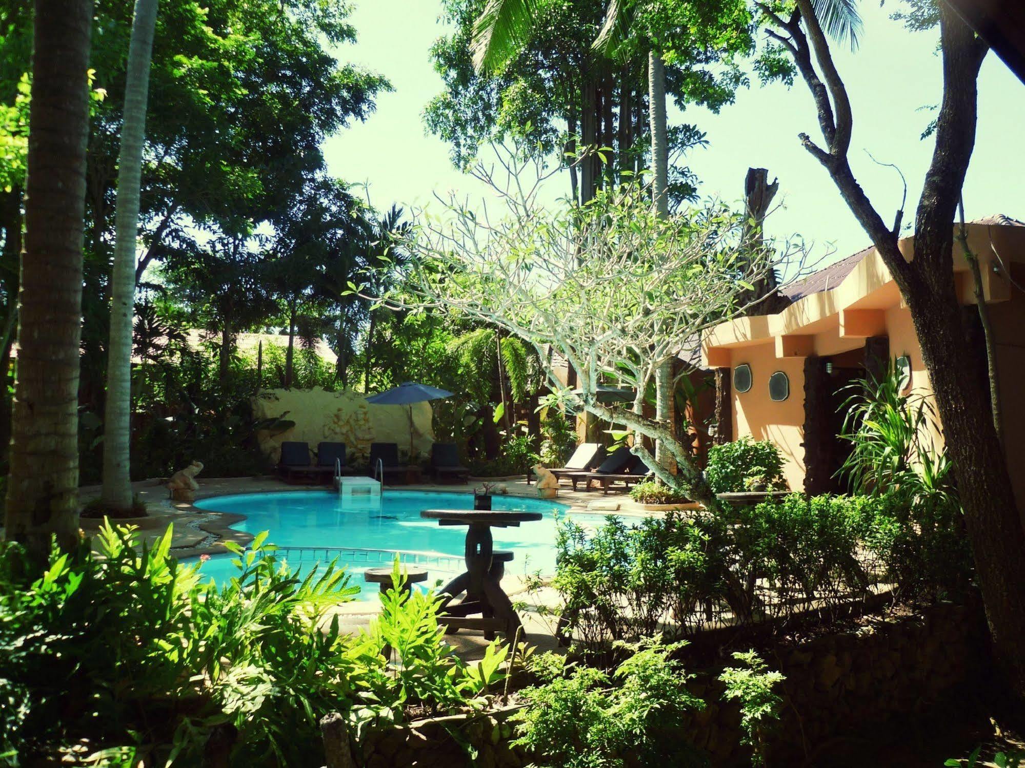 Resort Polina Park Mae Nam
