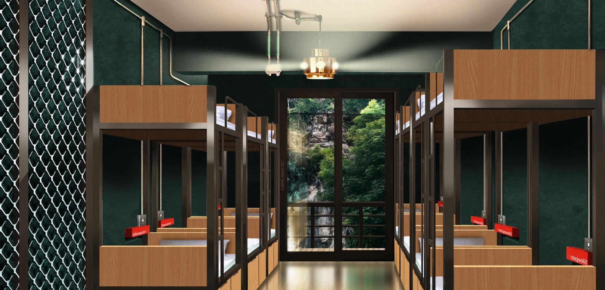 Sleeper Hotel 2*