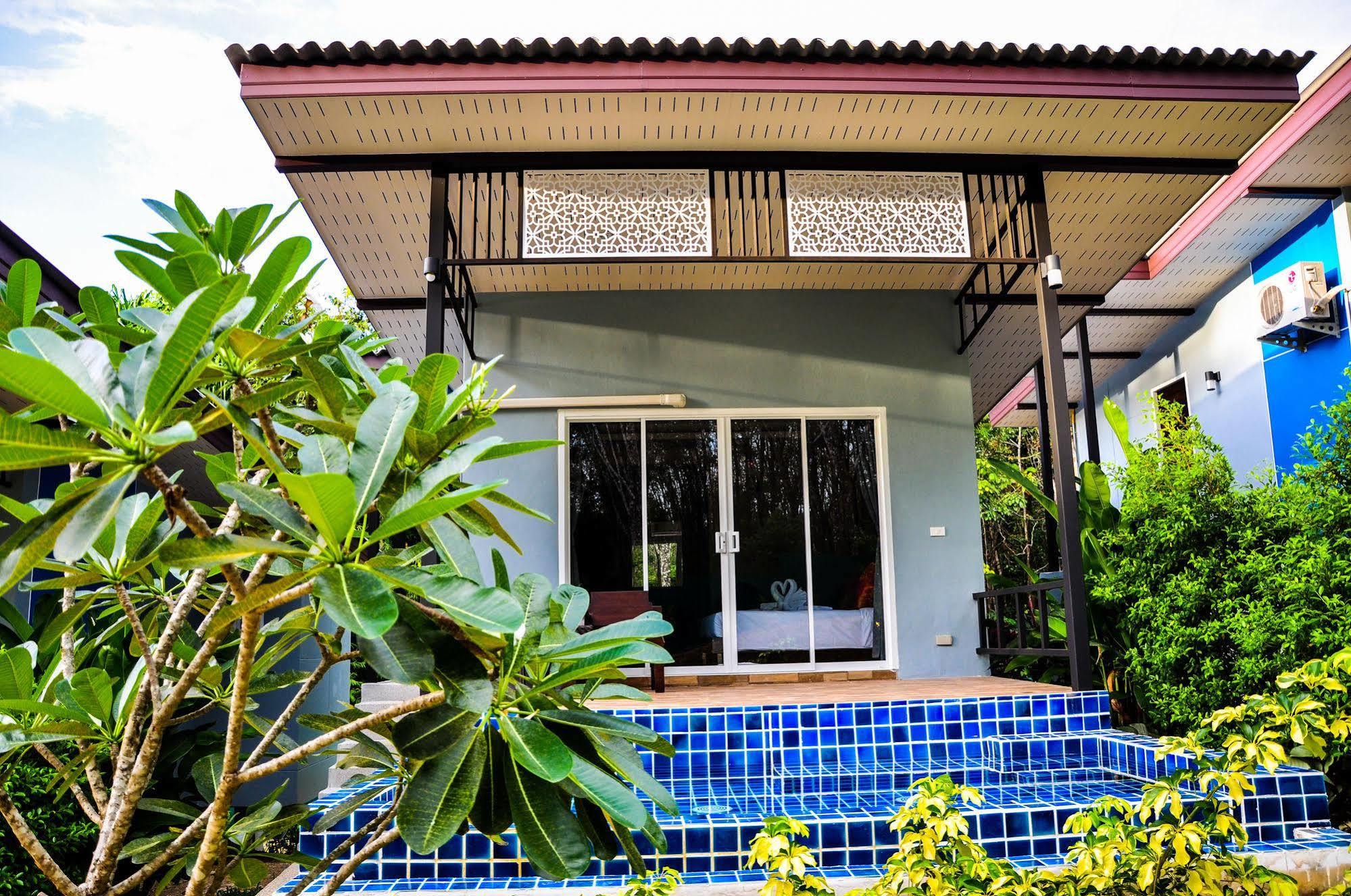 Resort Chomphu Khao Lak