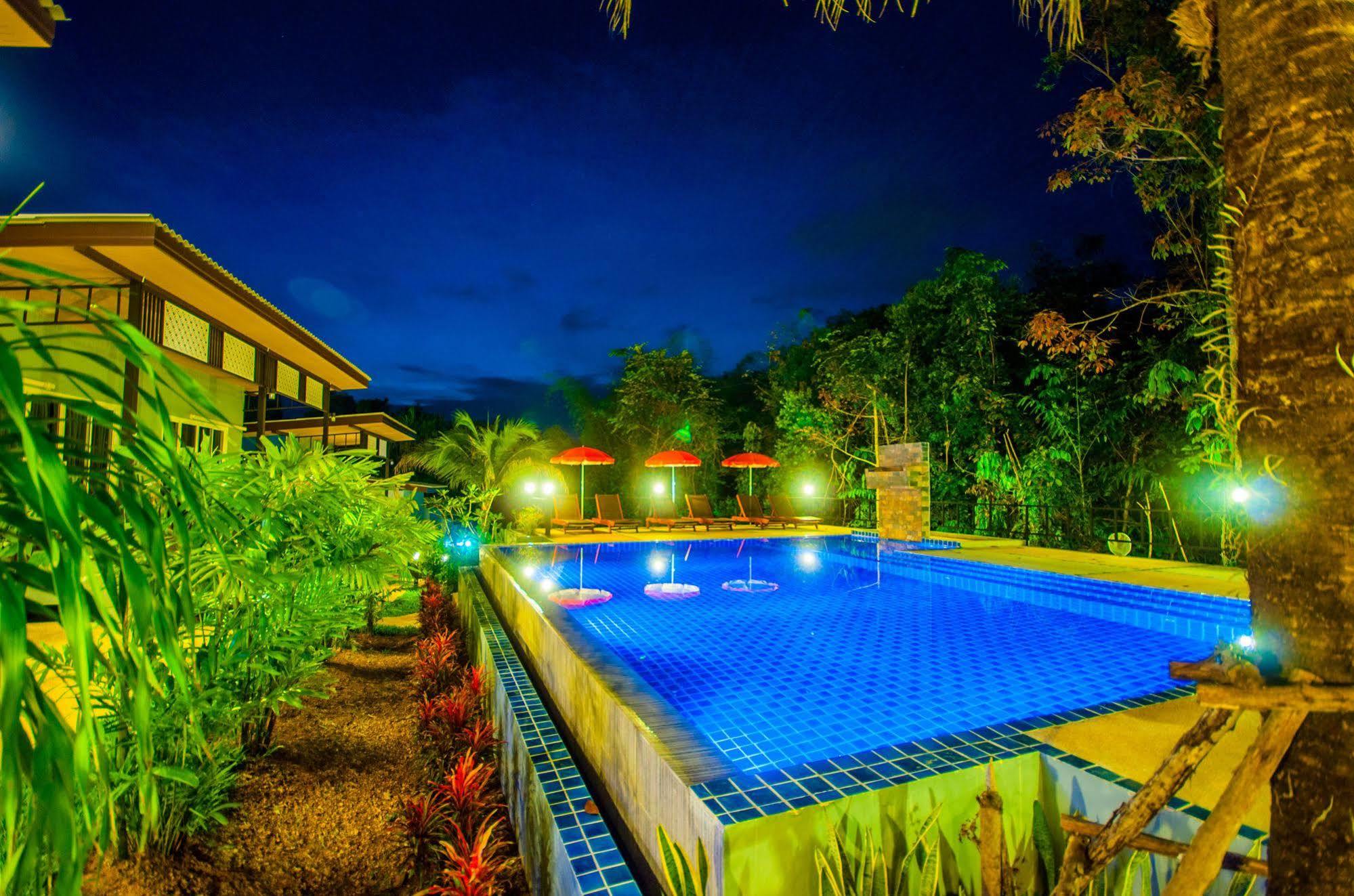 Chomphu Khao Lak