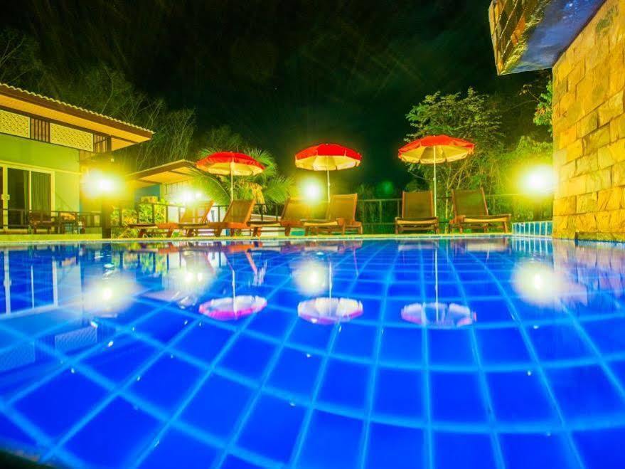 Chomphu Khao Lak