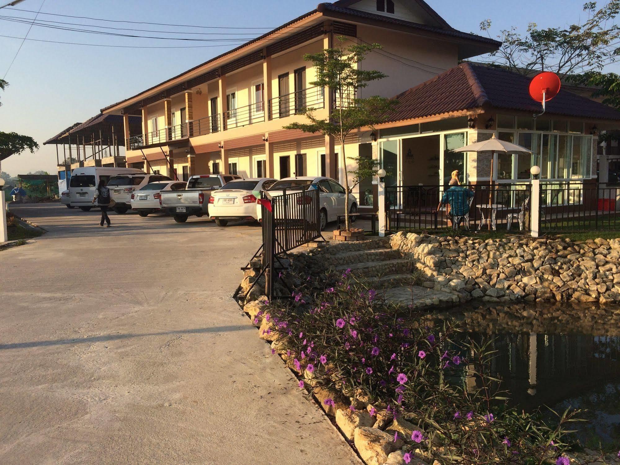 Thana 3* Mae Sot