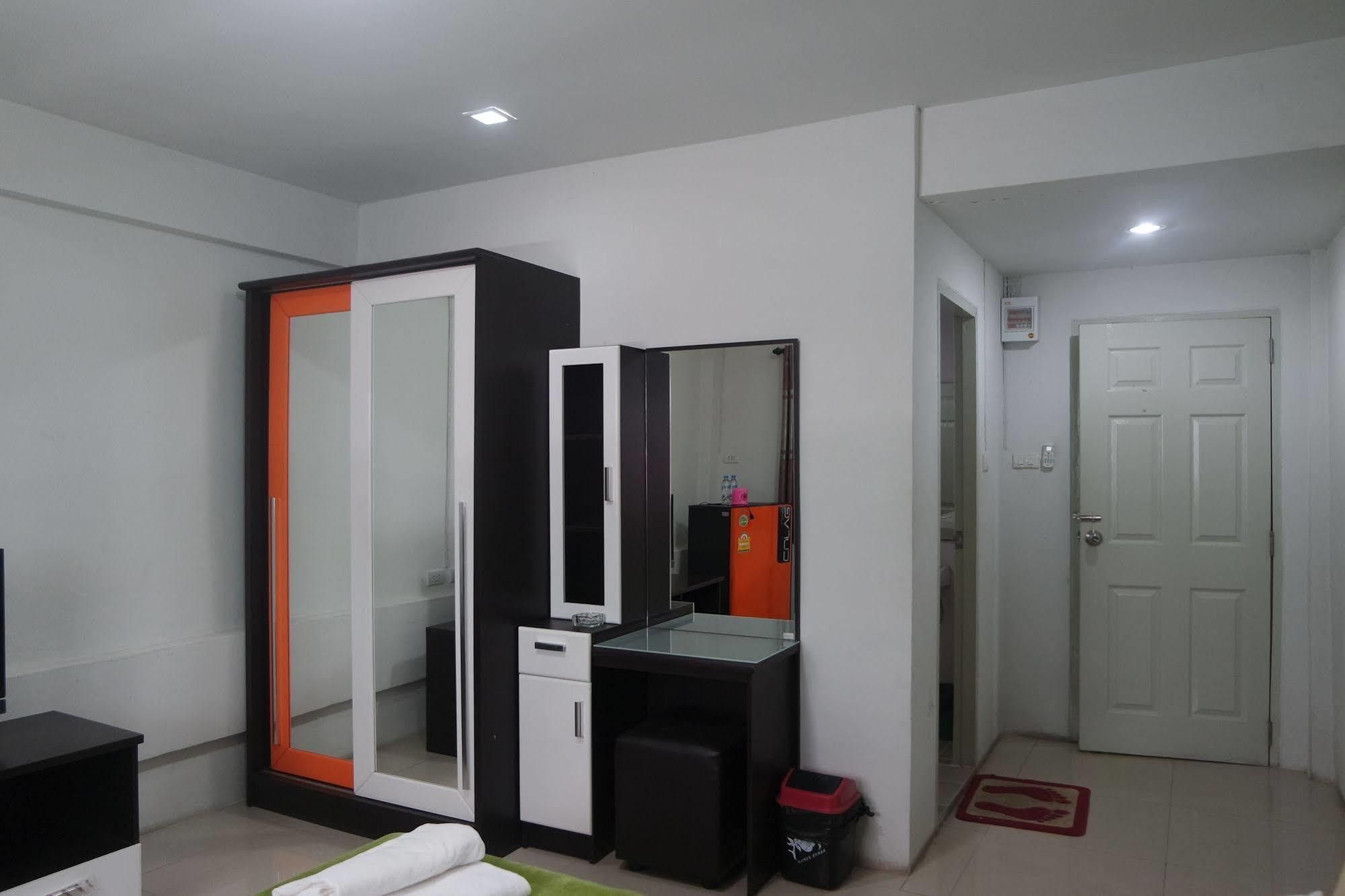 Kjs House 2*