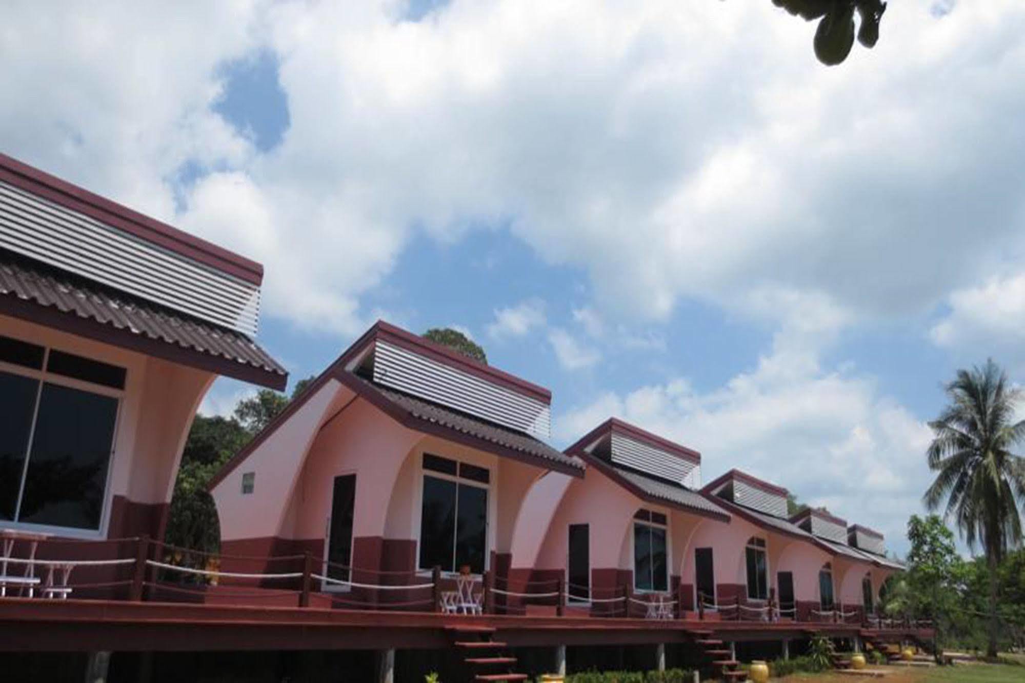 Resort Lomtalay Trat