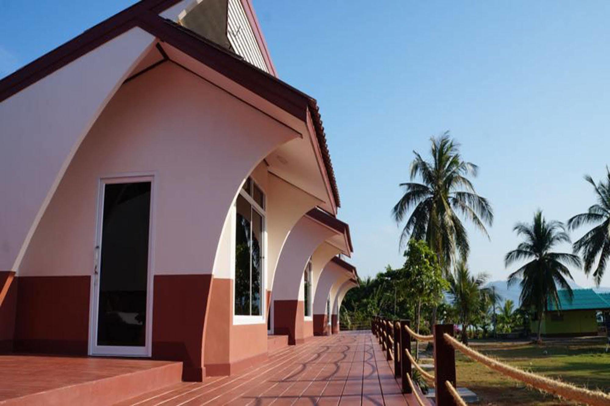 Lomtalay Trat