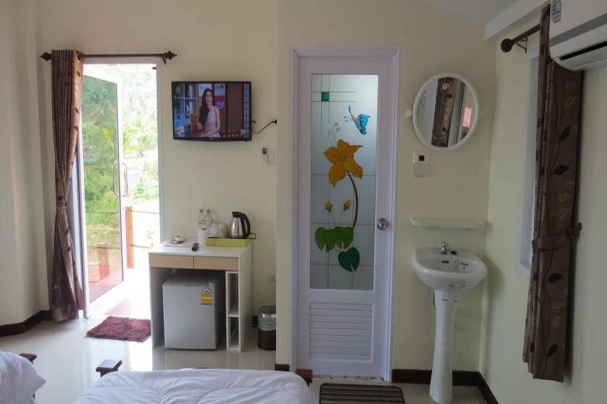Lomtalay Trat Resort 3*