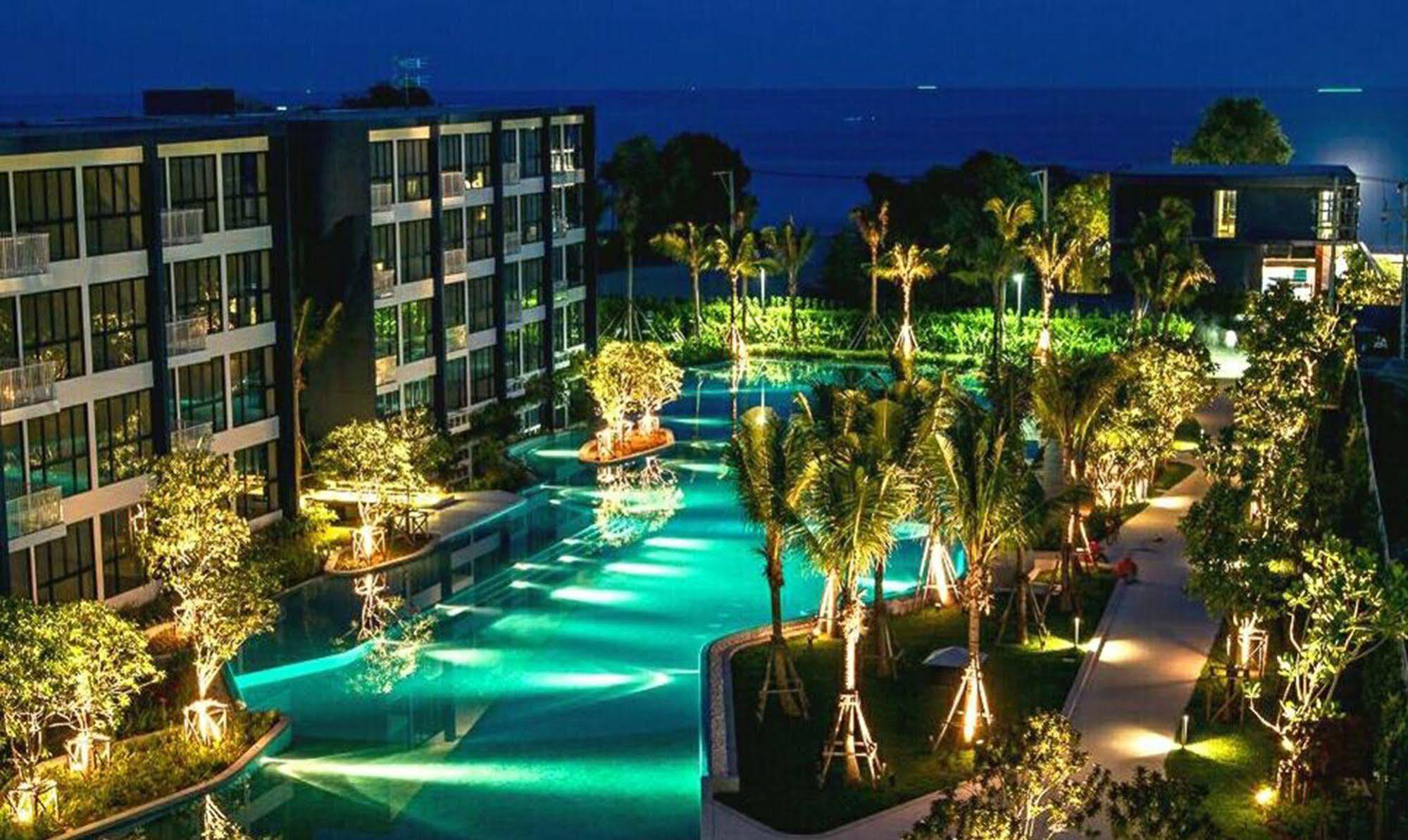 Baan Thew Talay Blue Sapphire *