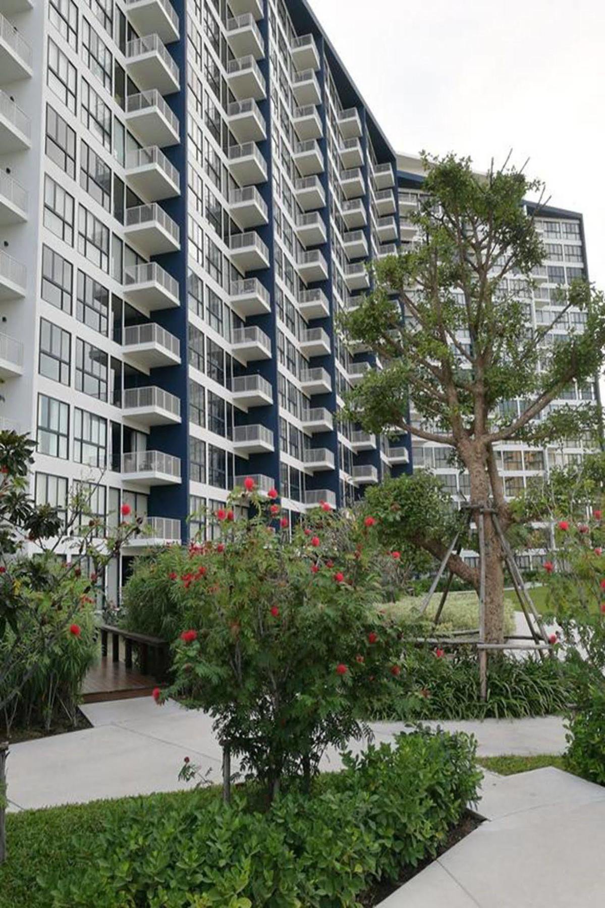 Baan Thew Talay Blue Sapphire Cha-Am