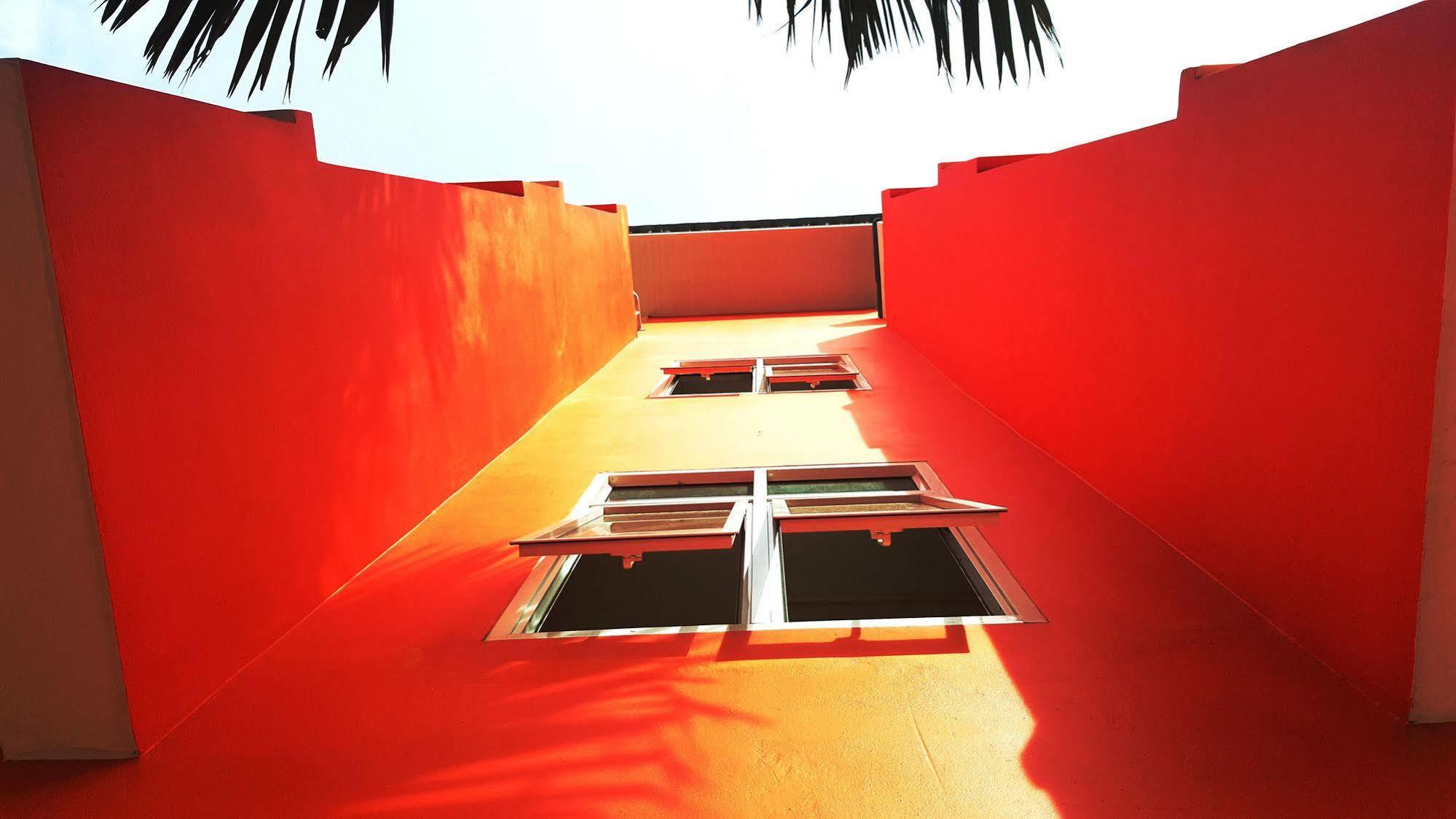 Hotel Baannoksuan Samui Maret