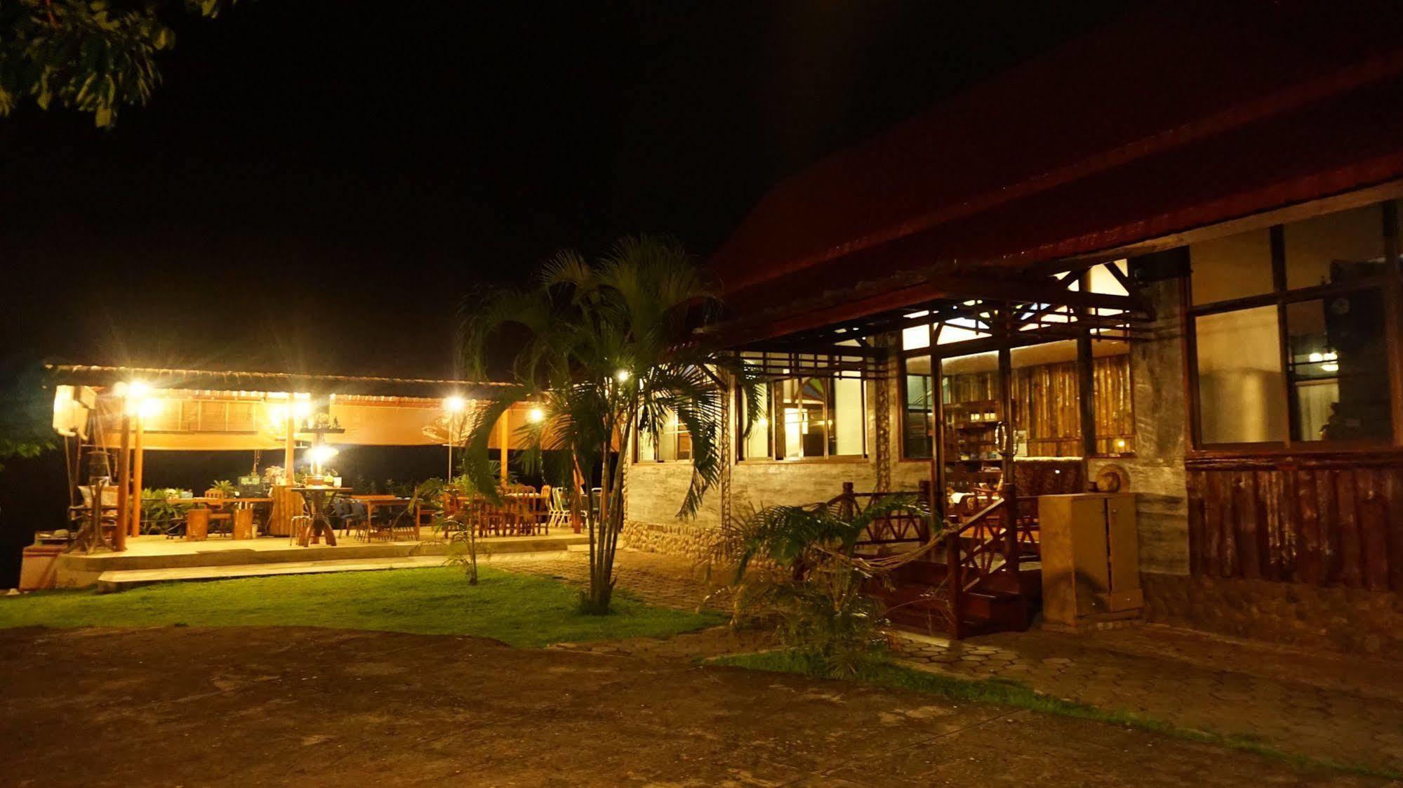 Resort Khun Mai Baan Suan Mae Ai