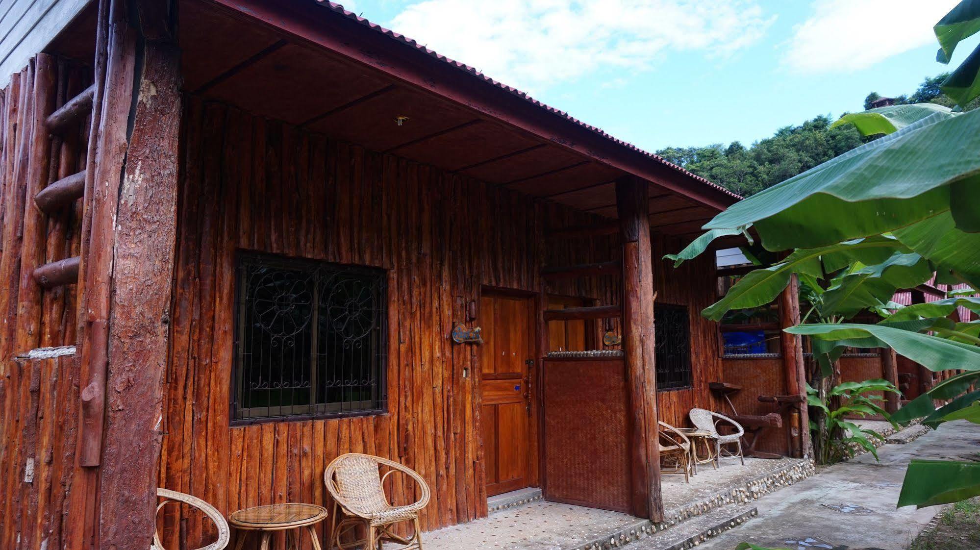 Khun Mai Baan Suan Resort